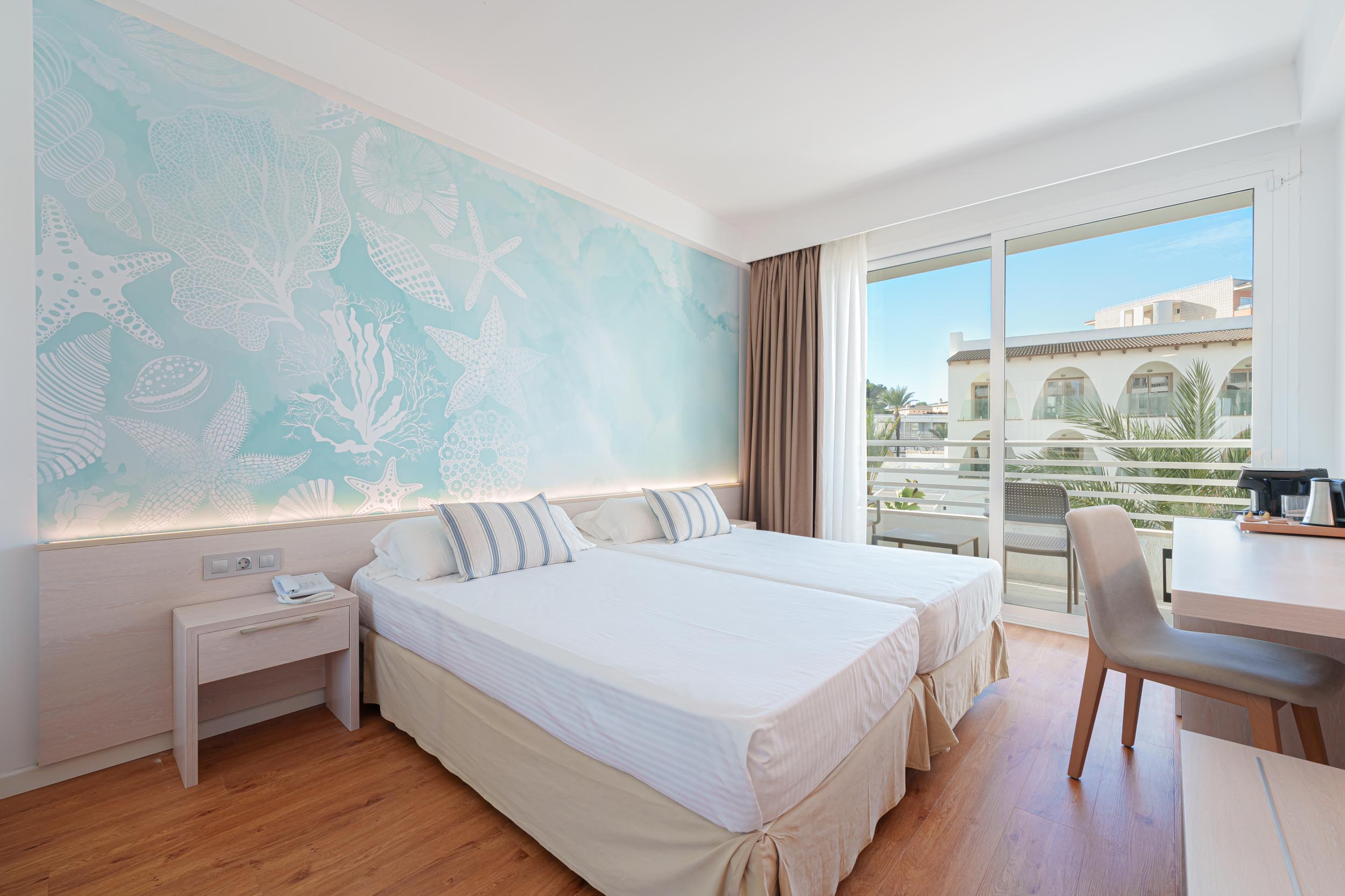 DOUBLE BALCONY OR TERRACE