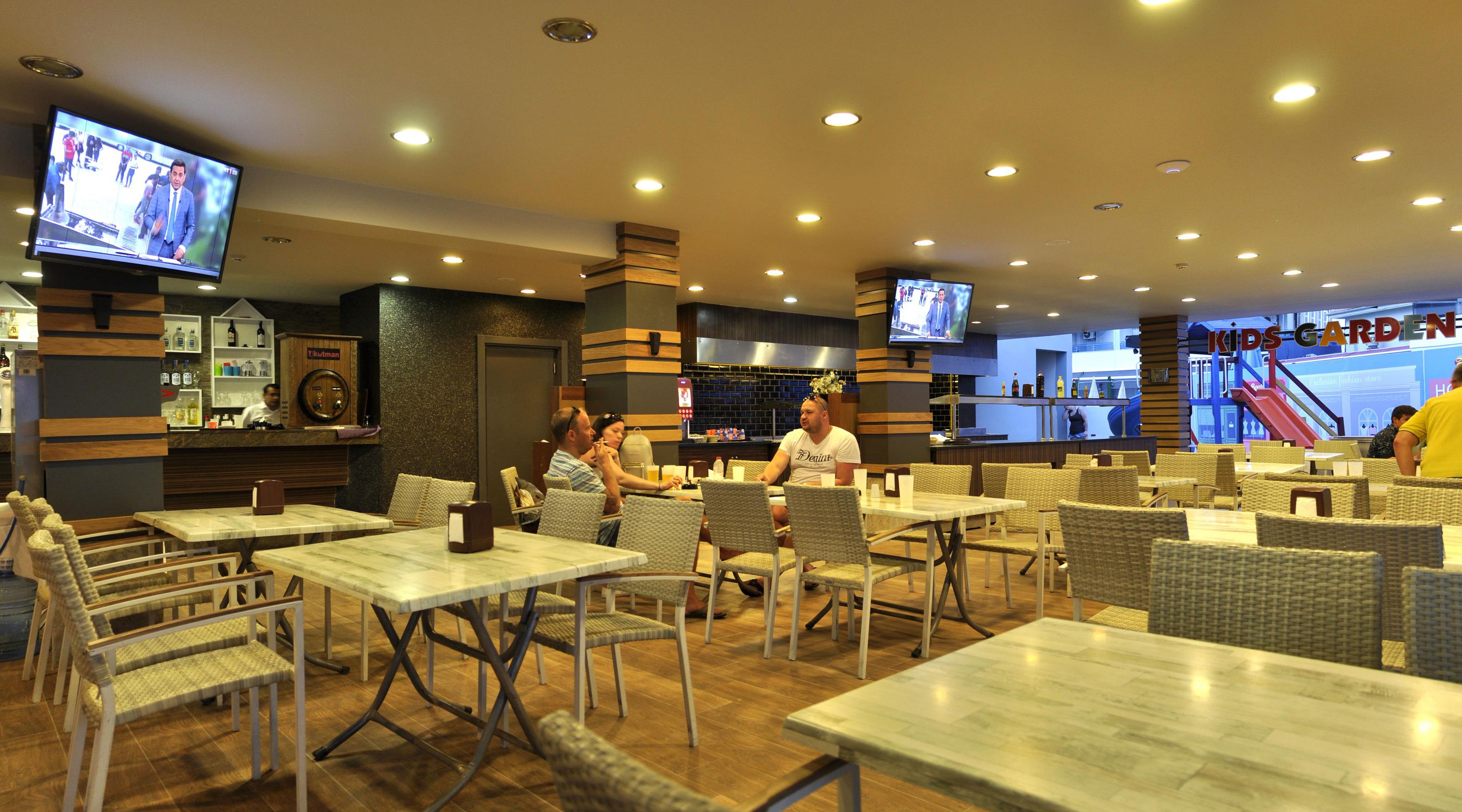 SNACK SERVIS