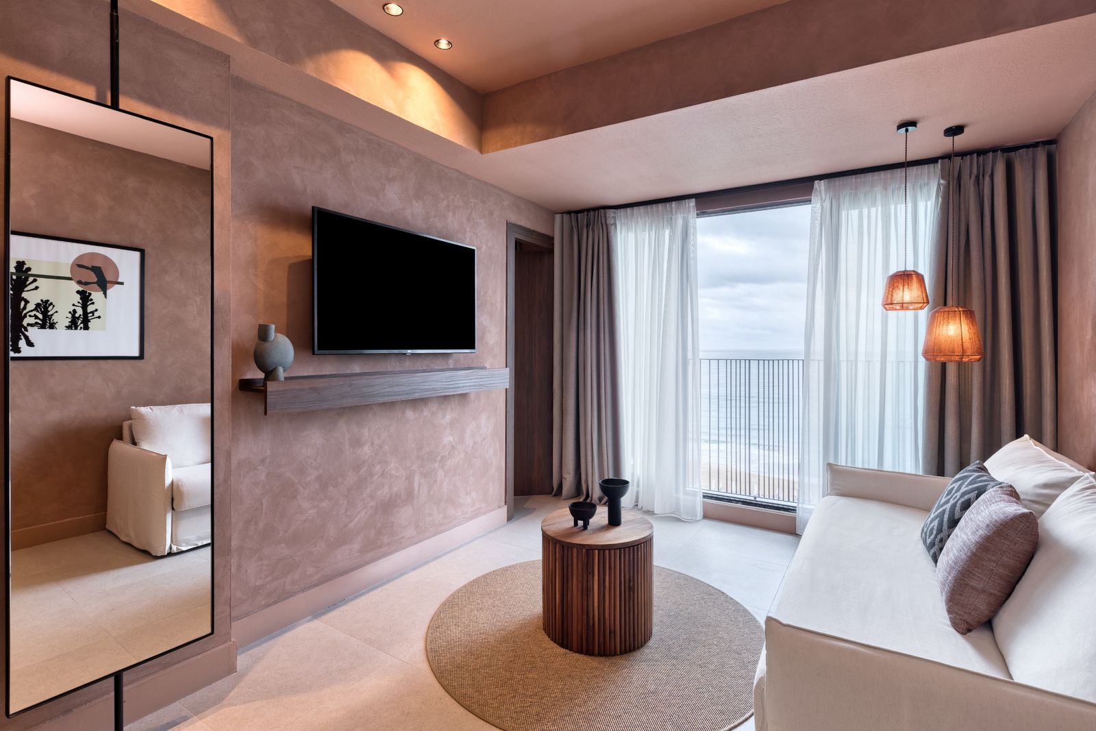 Sapphire Family Suite