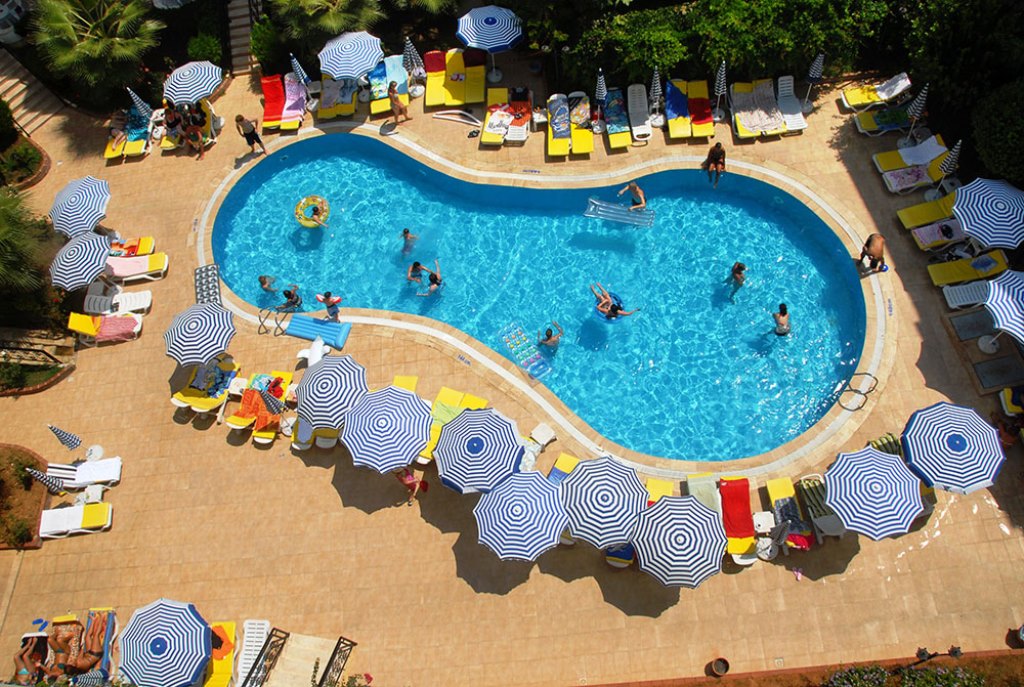 Piscina deschisă