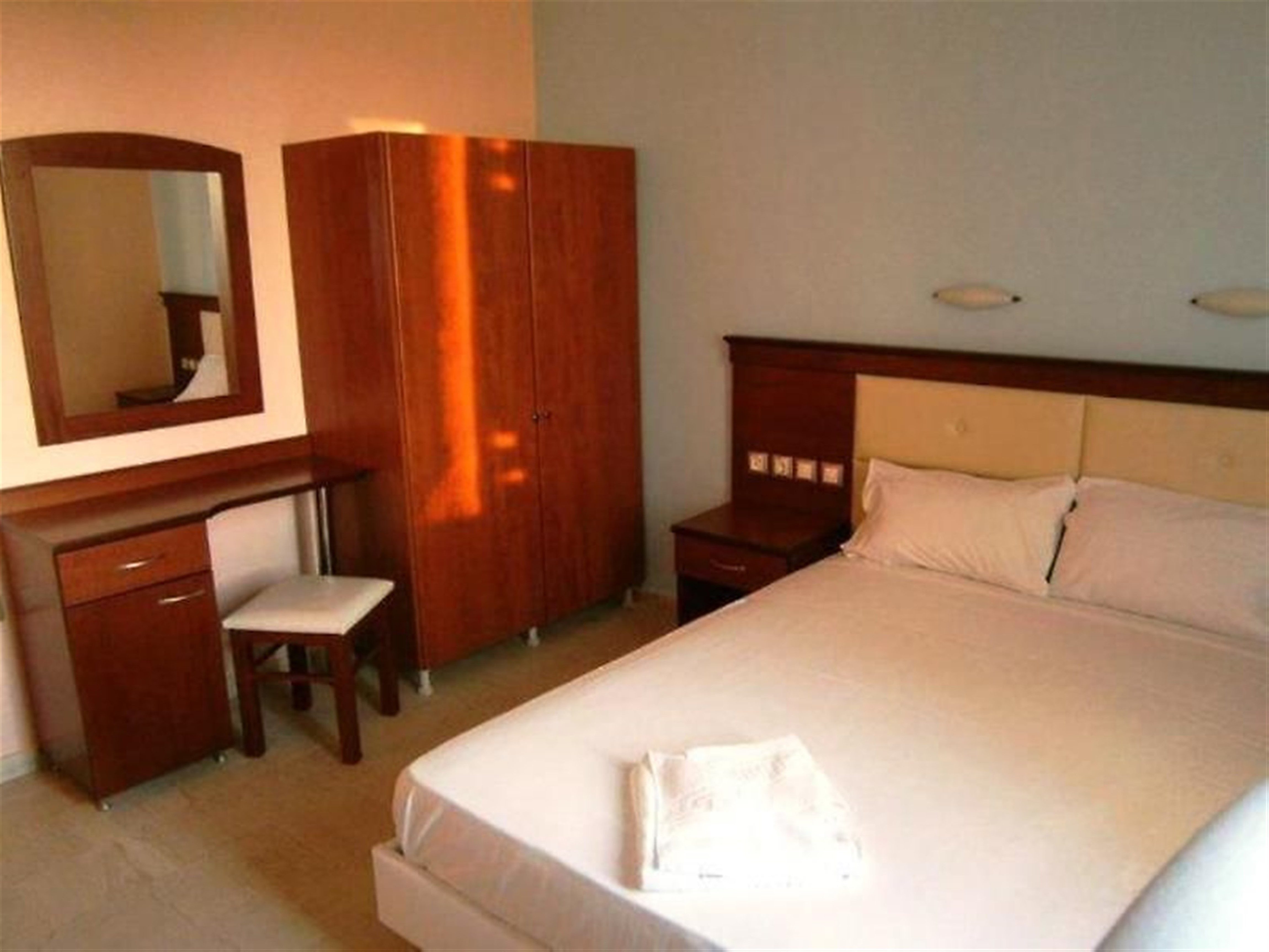 APARTMENT ONE BEDROOM