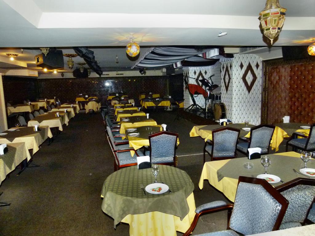 AL MAHA CAFE RESTAURANT