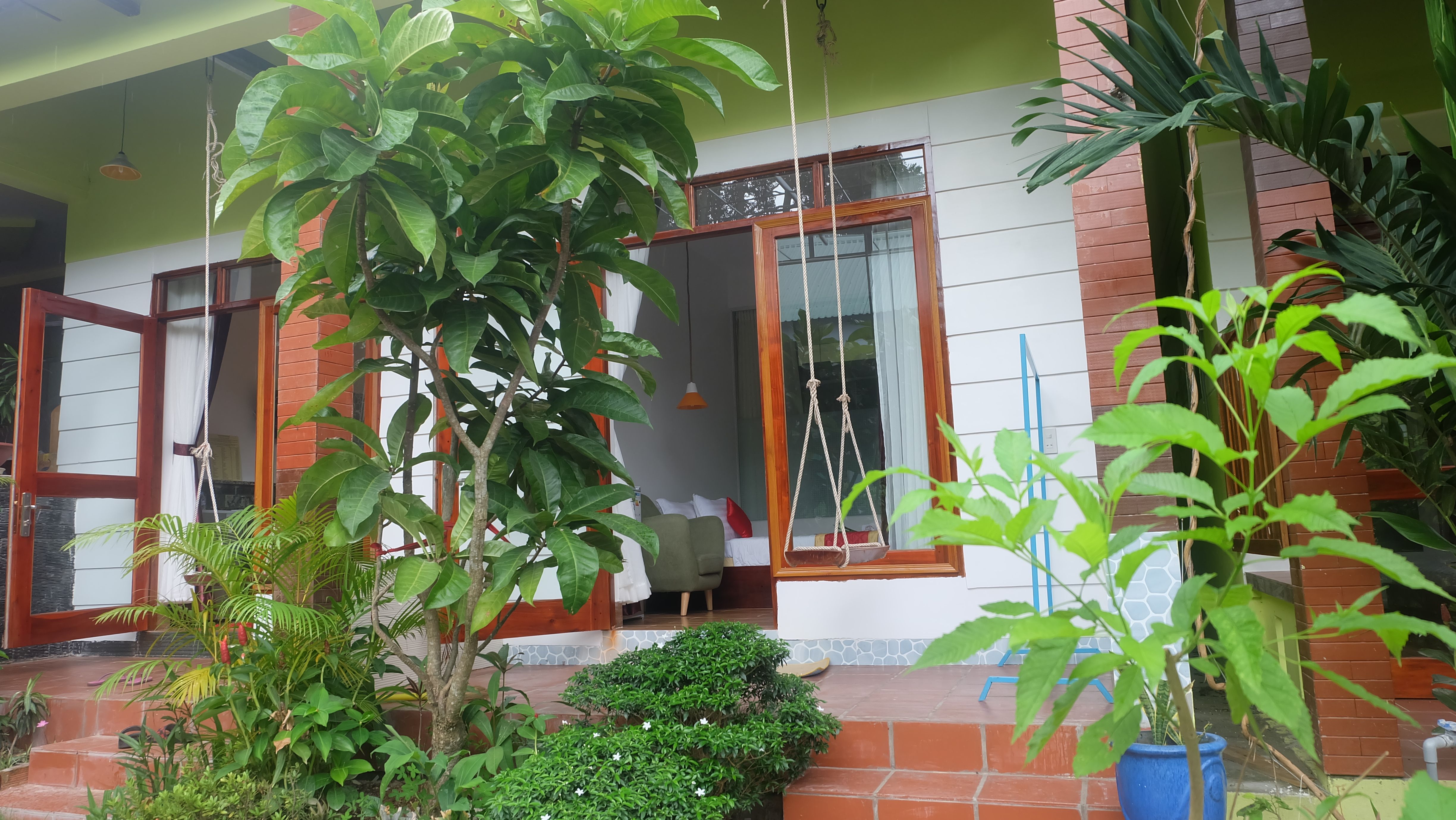 BUNGALOW SUPERIOR WITH TERRACE