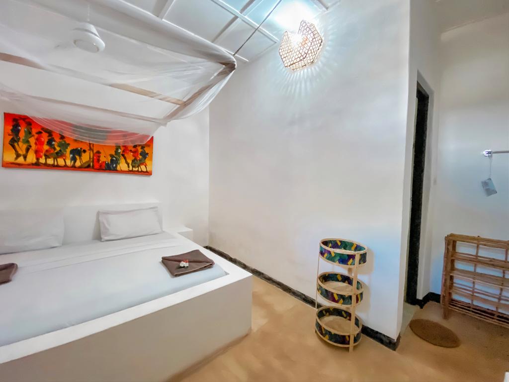 DELUXE ROOM NON AC