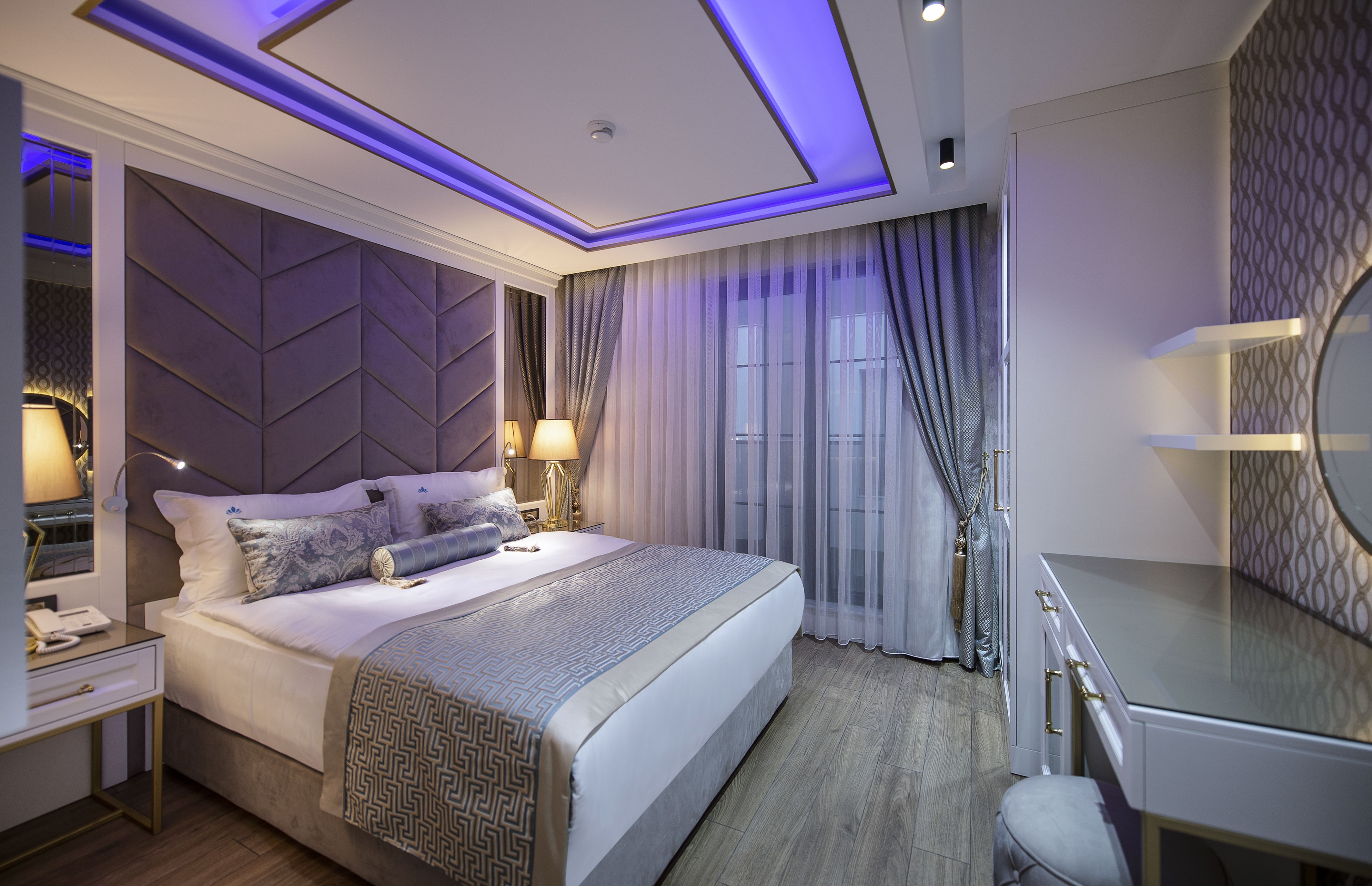 SUPERIOR SUITE 