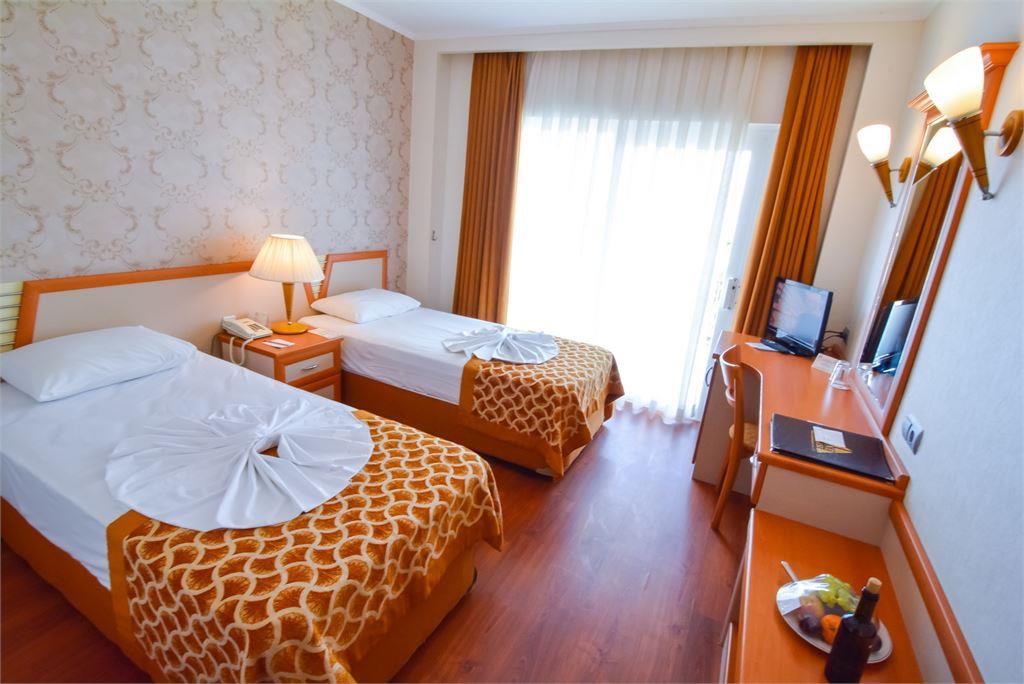 Economy Room