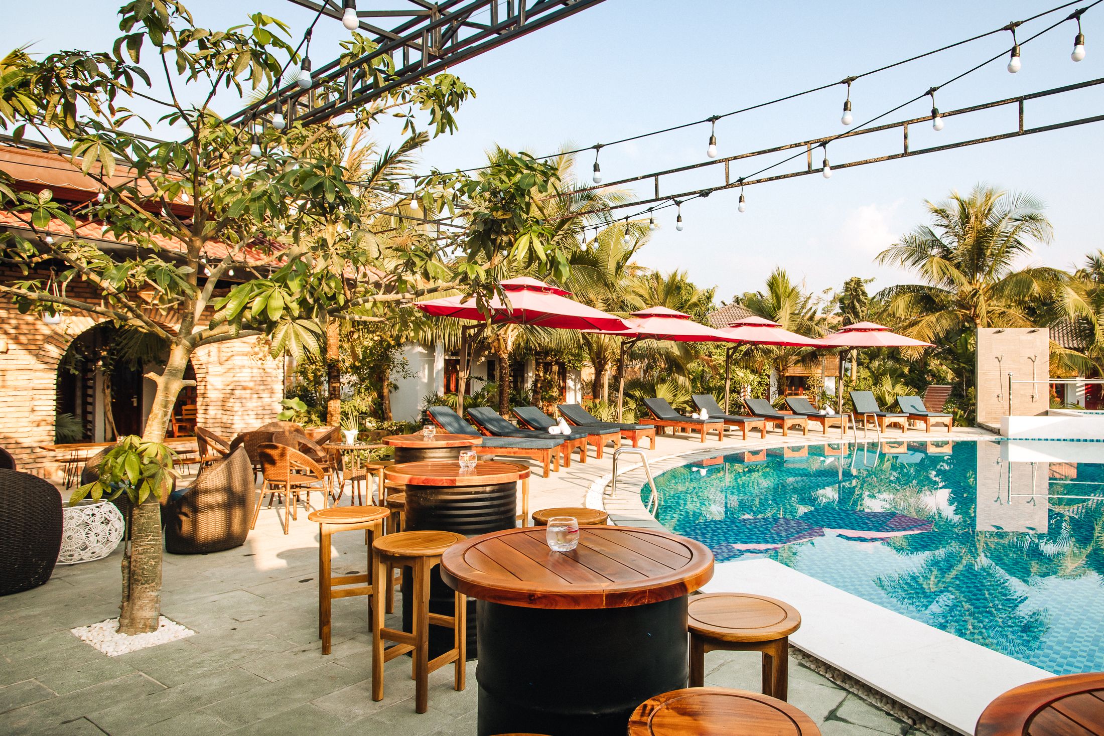 Outdoor wine Bar