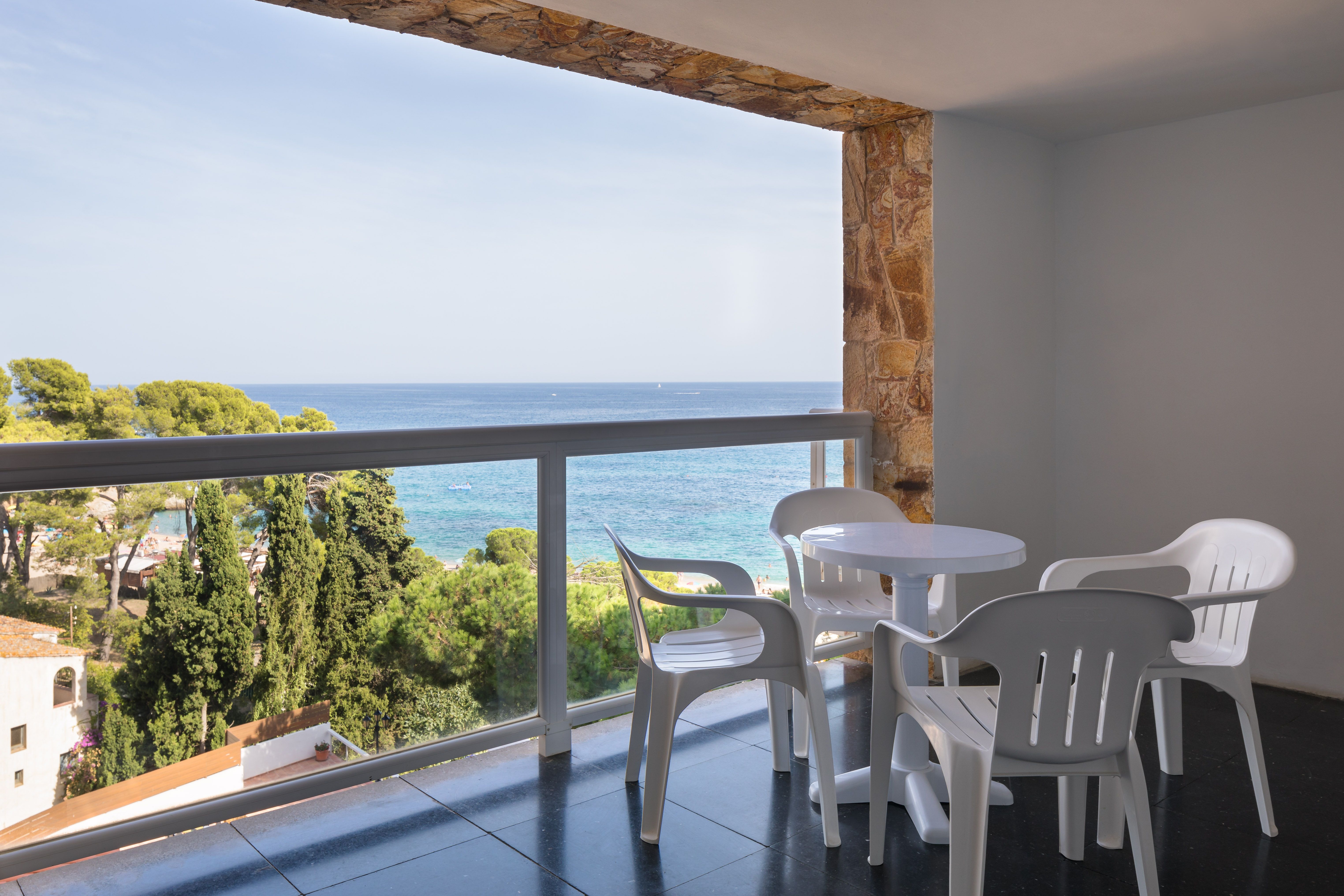 FAMILY PREMIUM SEA VIEW BALCONY OR TERRACE