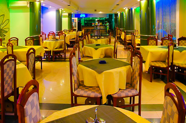 Mamaia, Hotel Central, restaurant.jpg