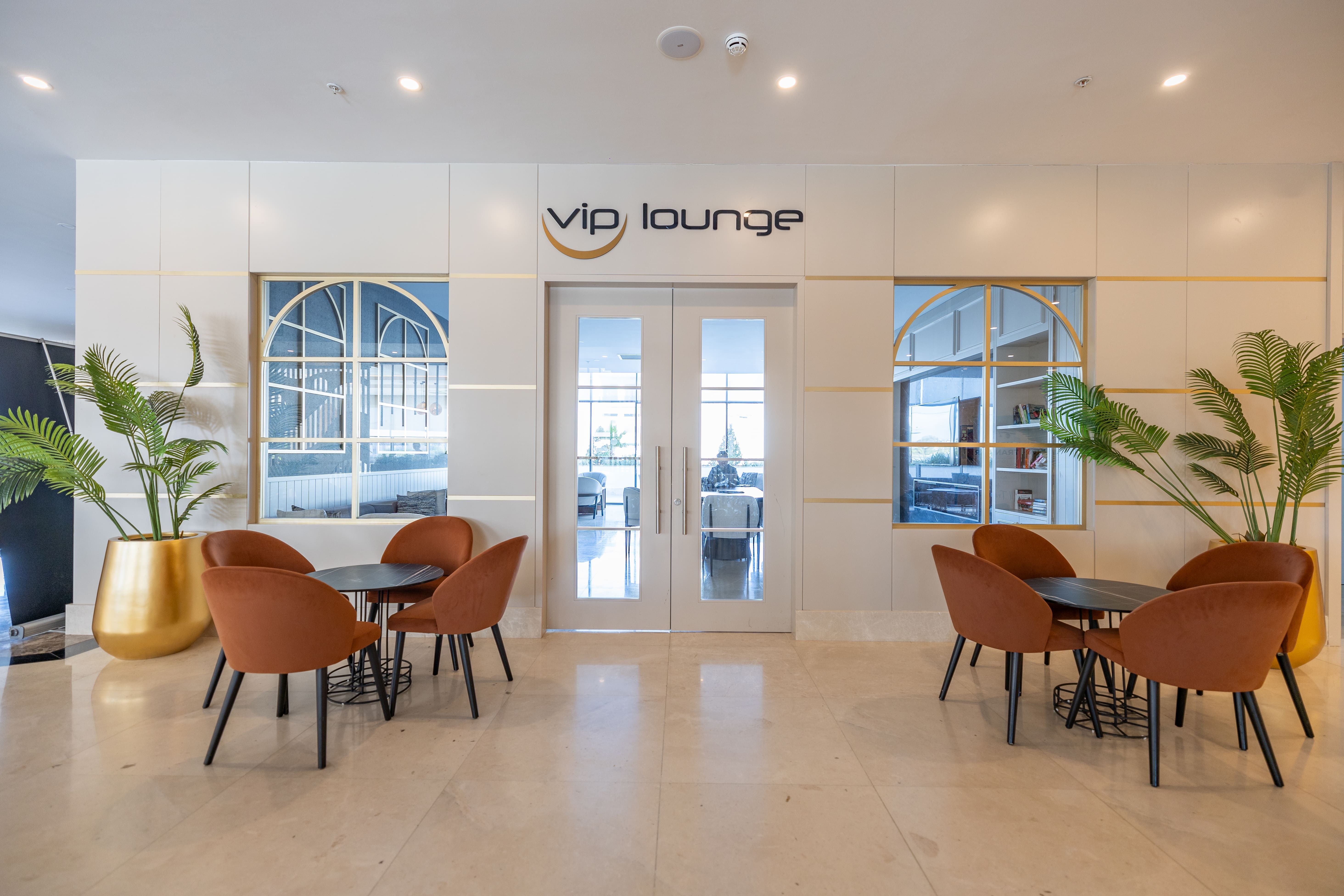 Lounge Bar