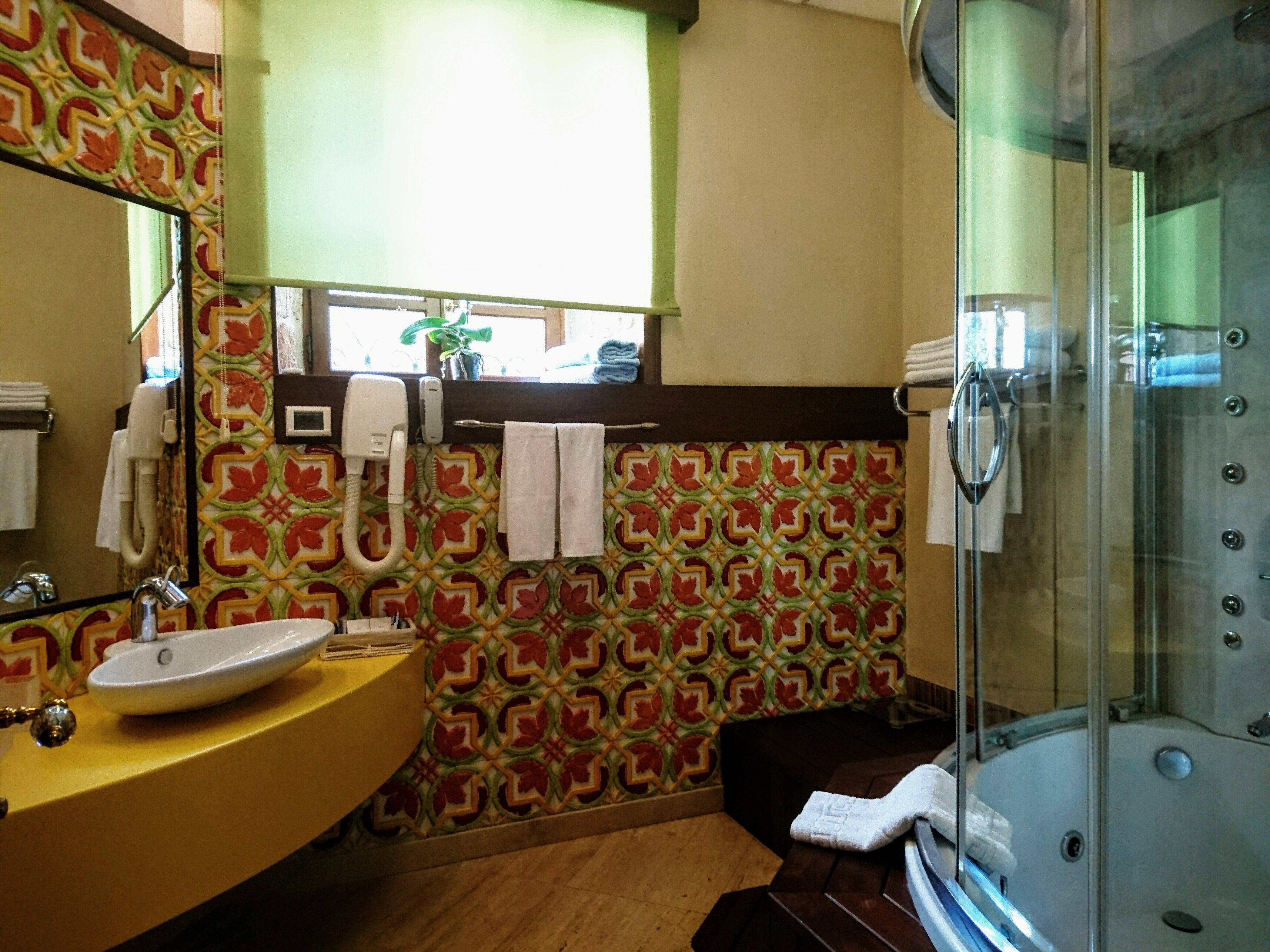 SULTAN SUITE