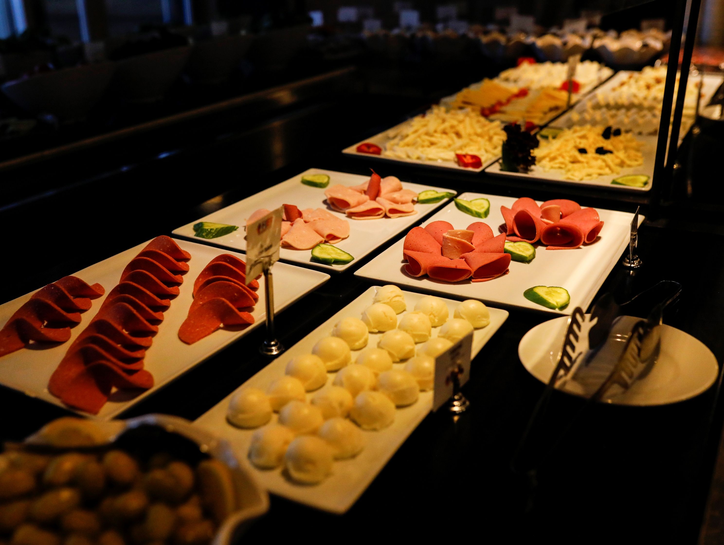 KITCHEN RESTAURANT