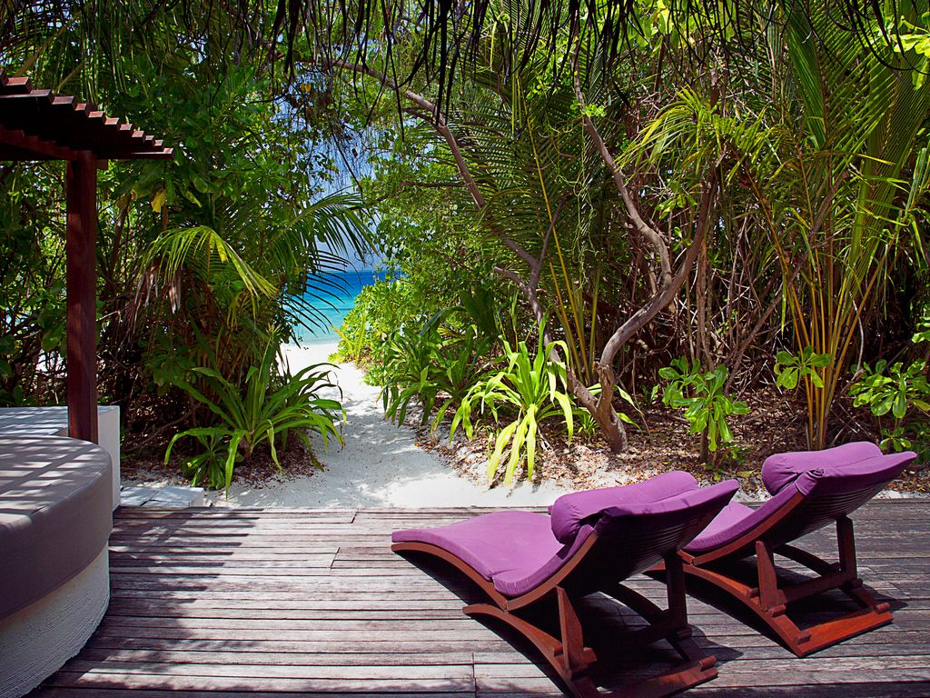 Island Villa with Pool