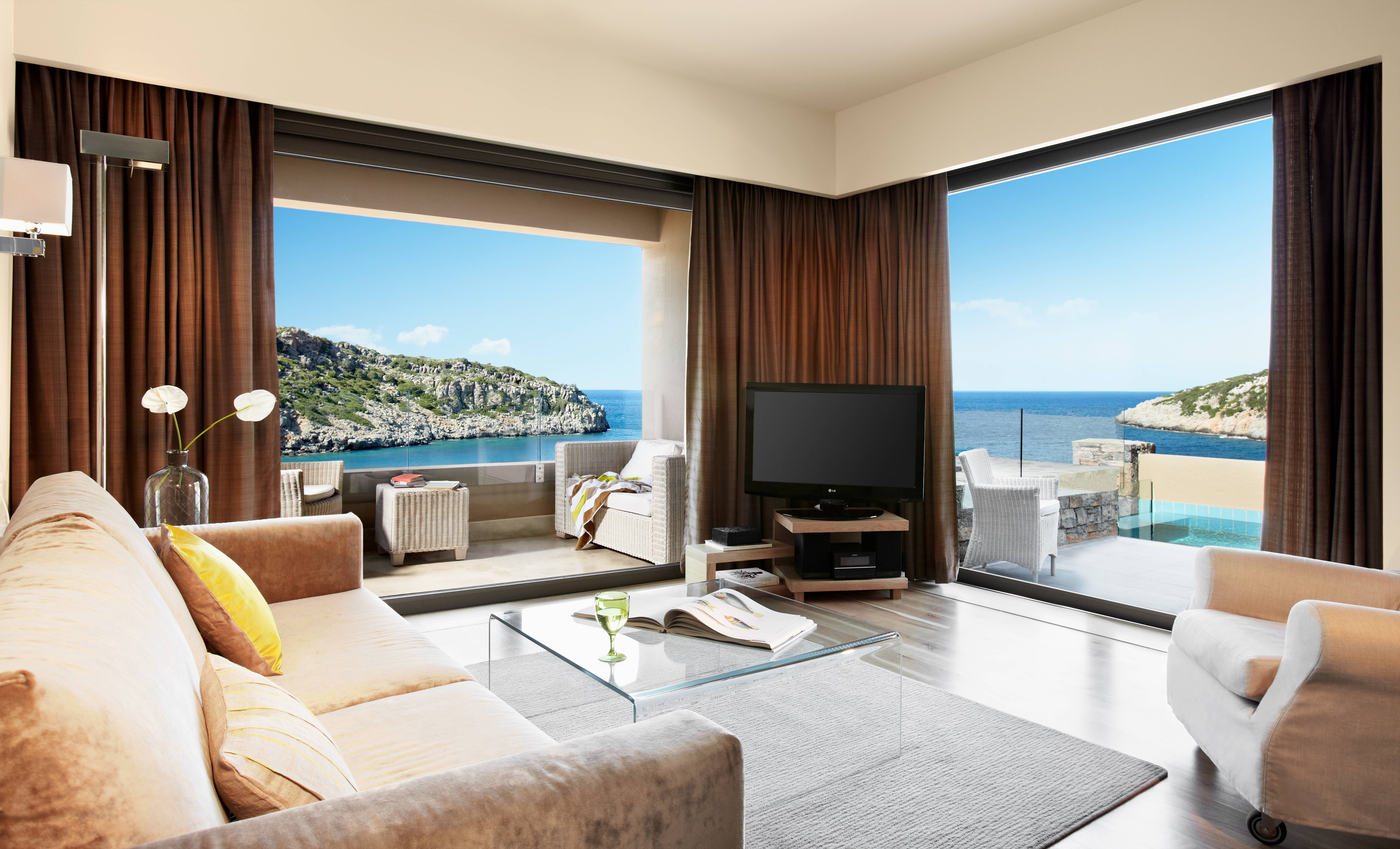 ONE BEDROOM WATERFRONT VILLA SEA VIEW WITH PRIVATE POOL