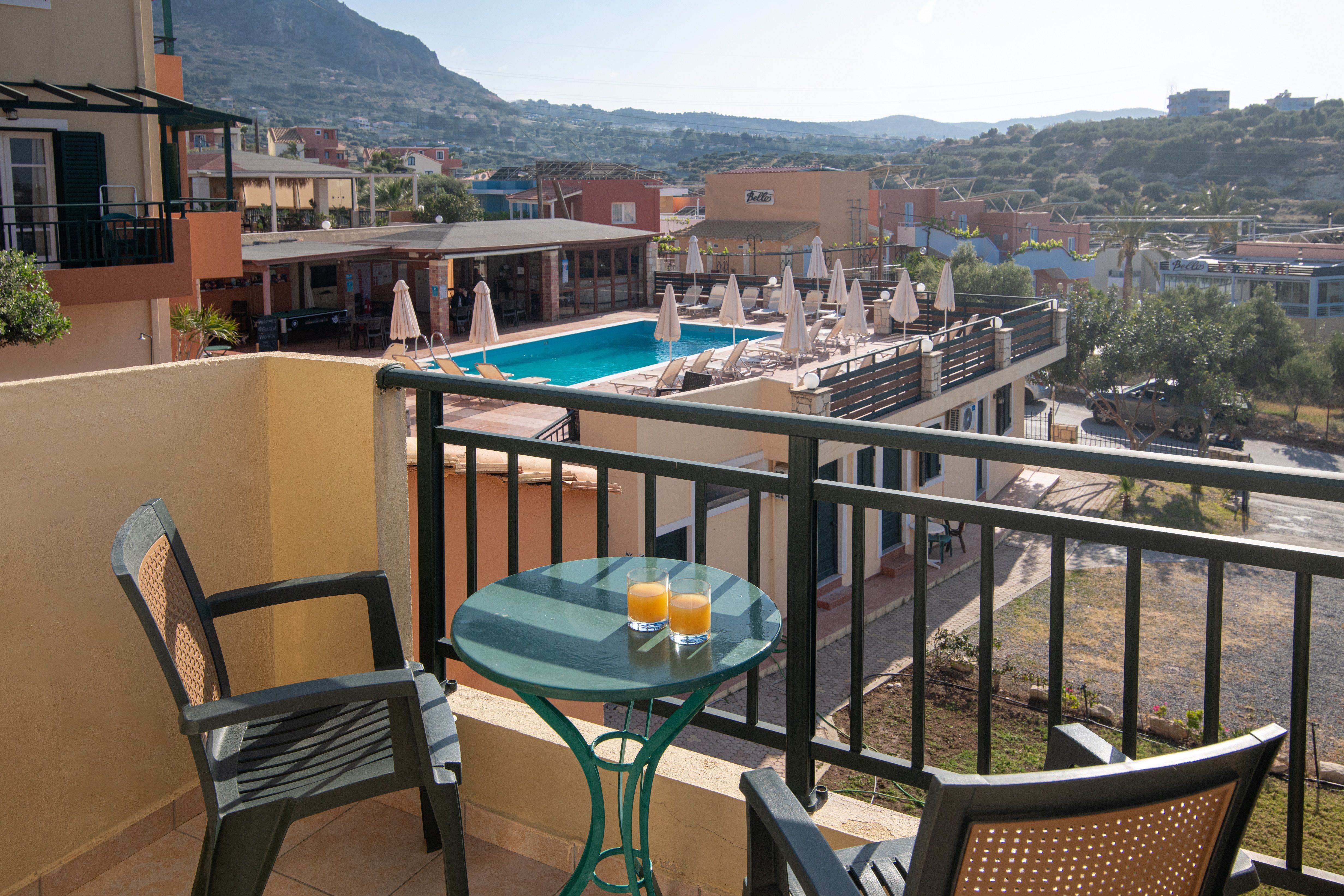 One Bedroom Apartment with Sea View