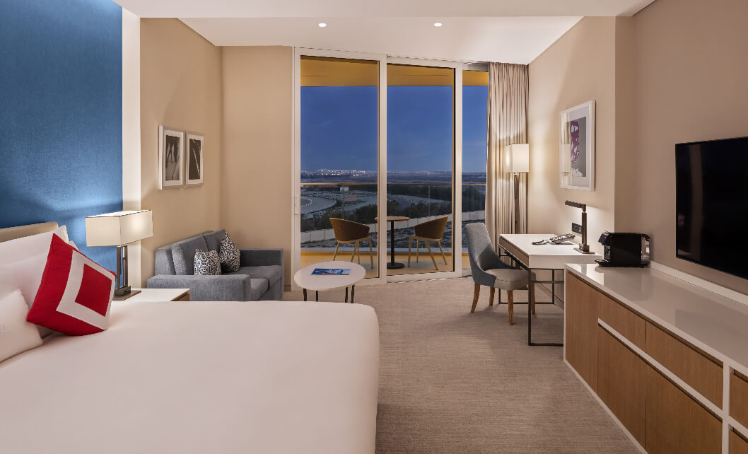 DELUXE ROOM