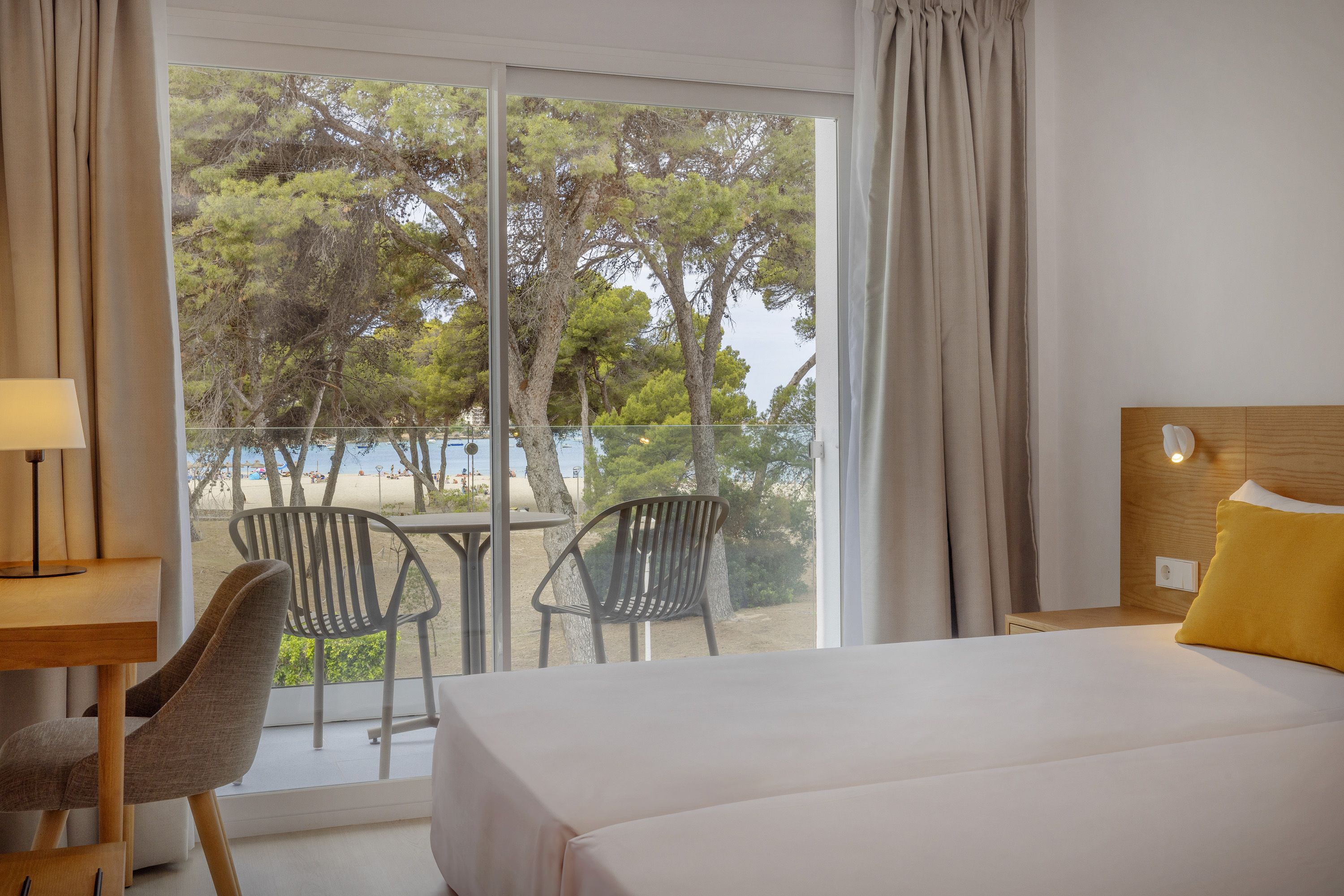 Room Double Frontal Sea View