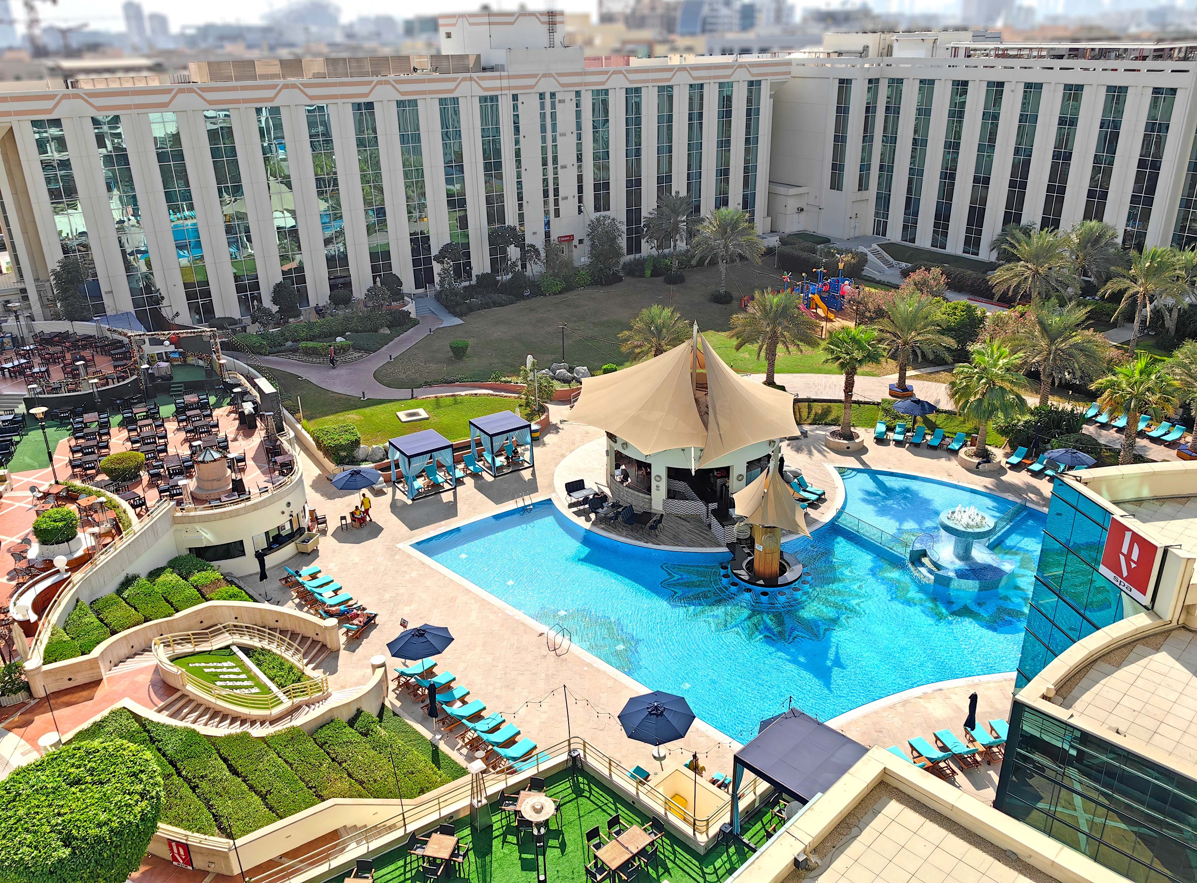 Piscina deschisă