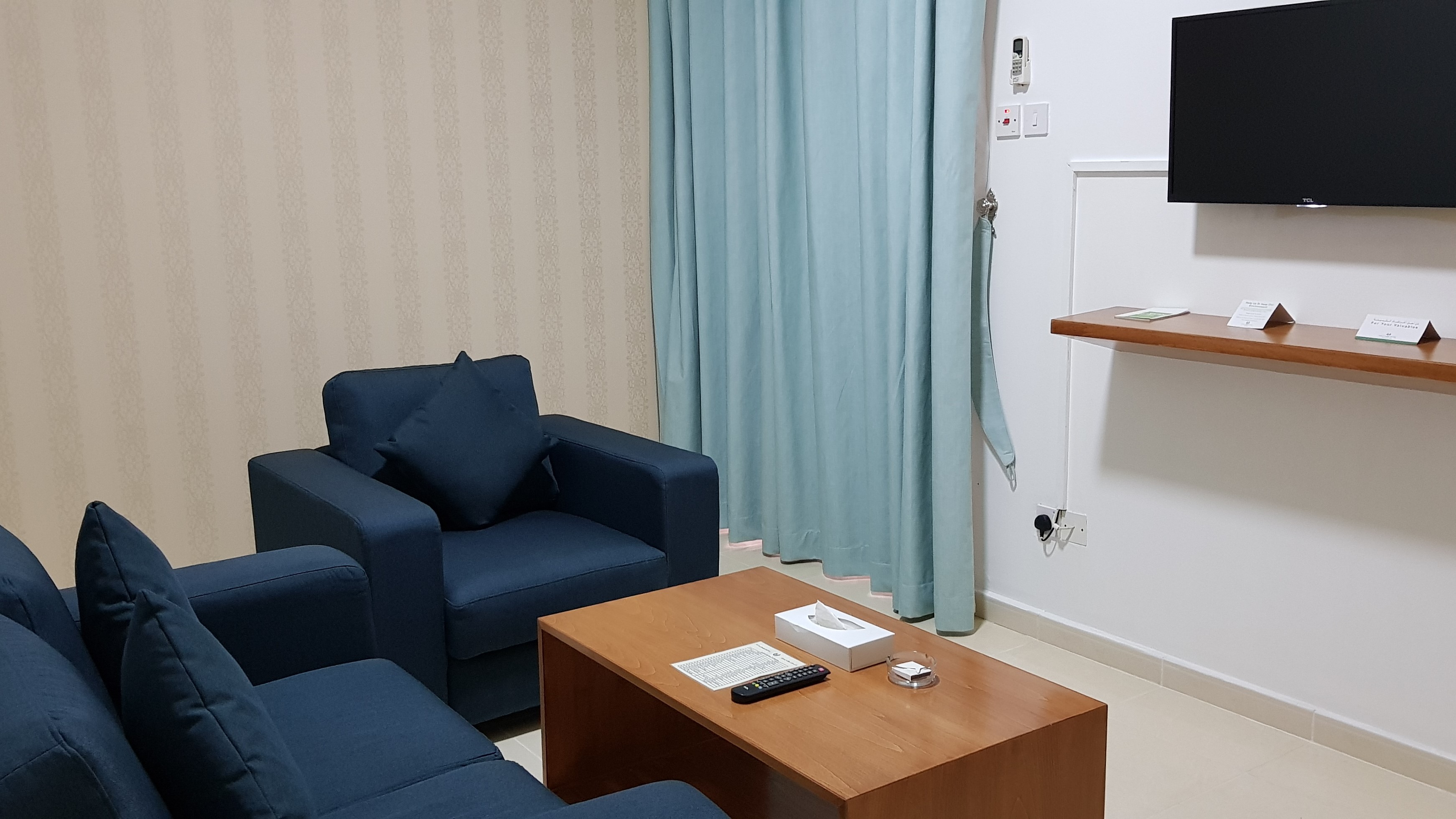 STANDARD SUITE