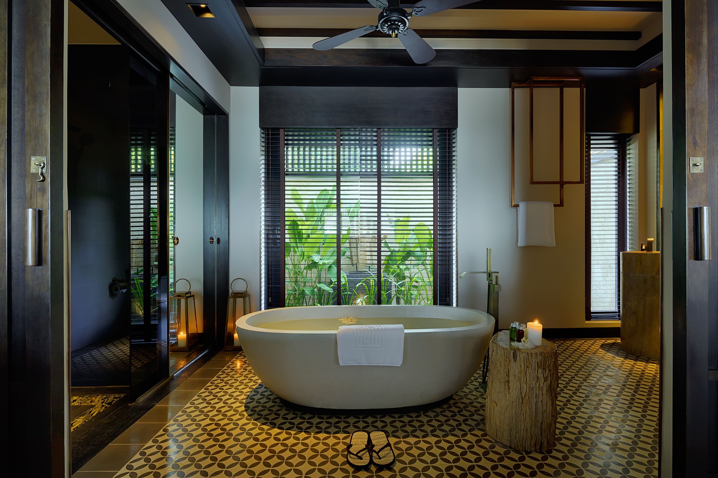 TROPICAL GARDEN VILLA 2 BEDROOMS