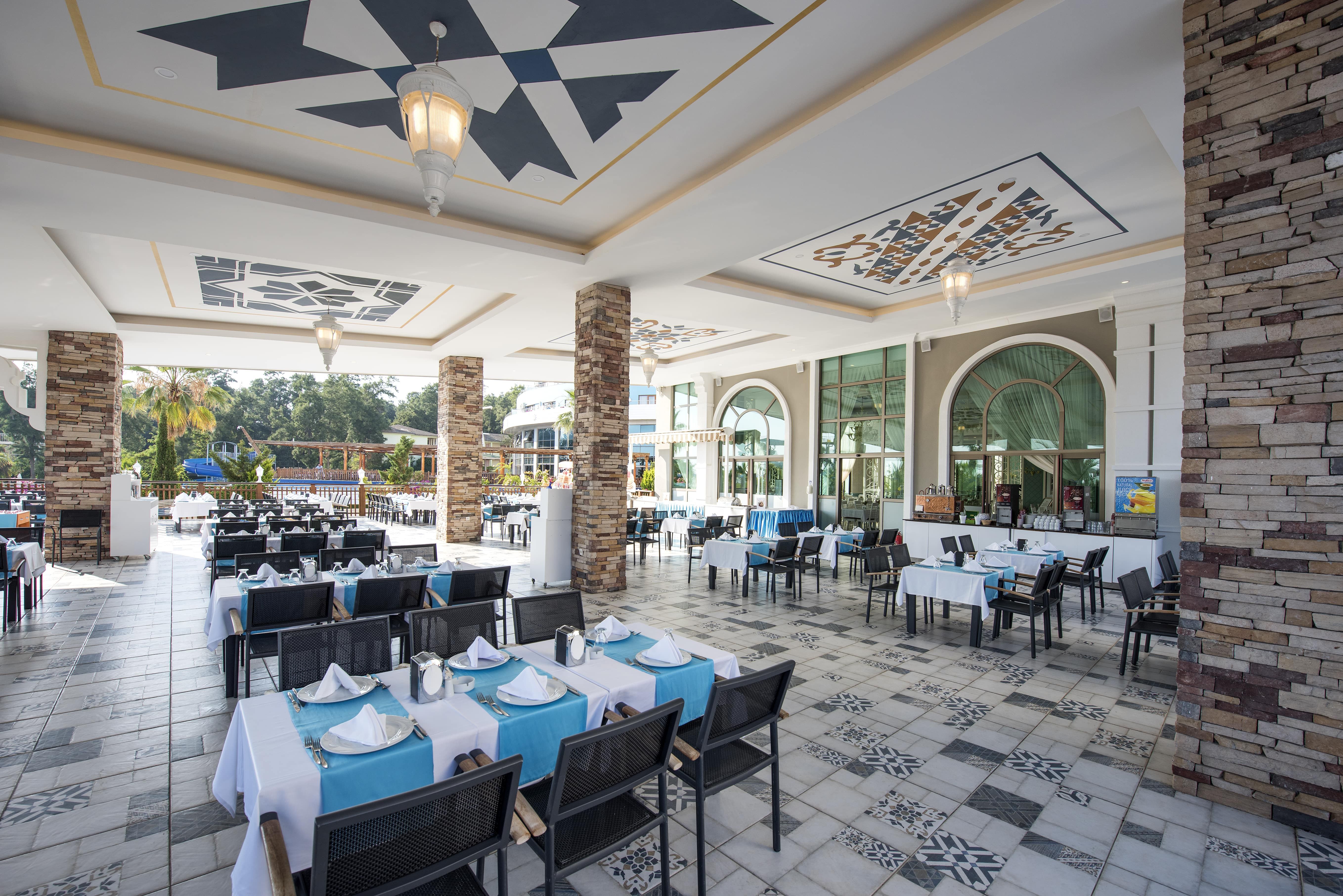 MAIN RESTAURANT