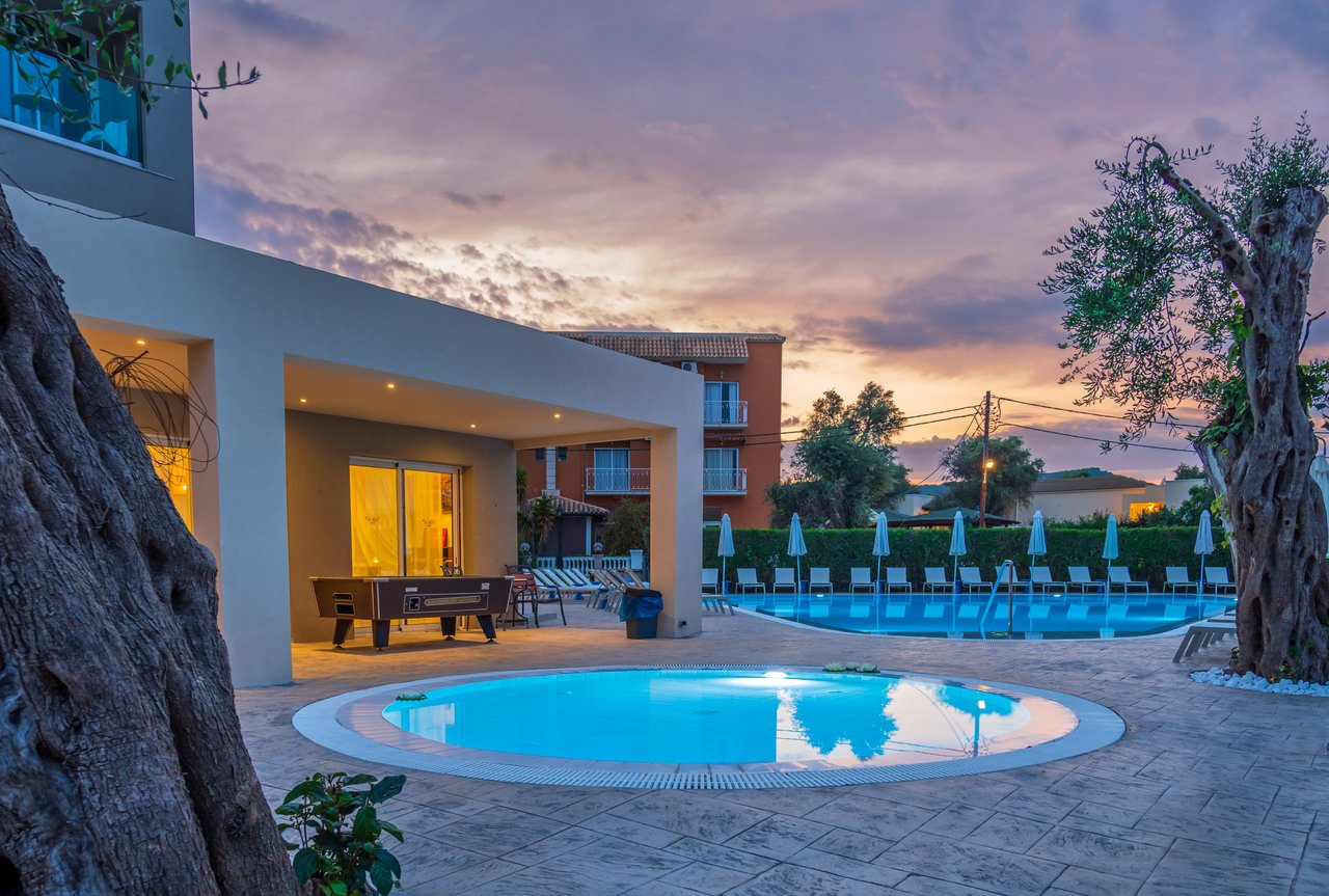 Piscina deschisă
