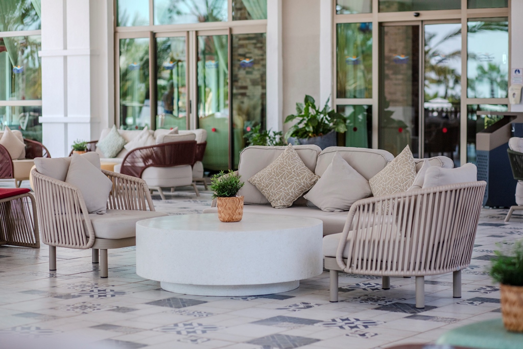 LOBBY LOUNGE BAR
