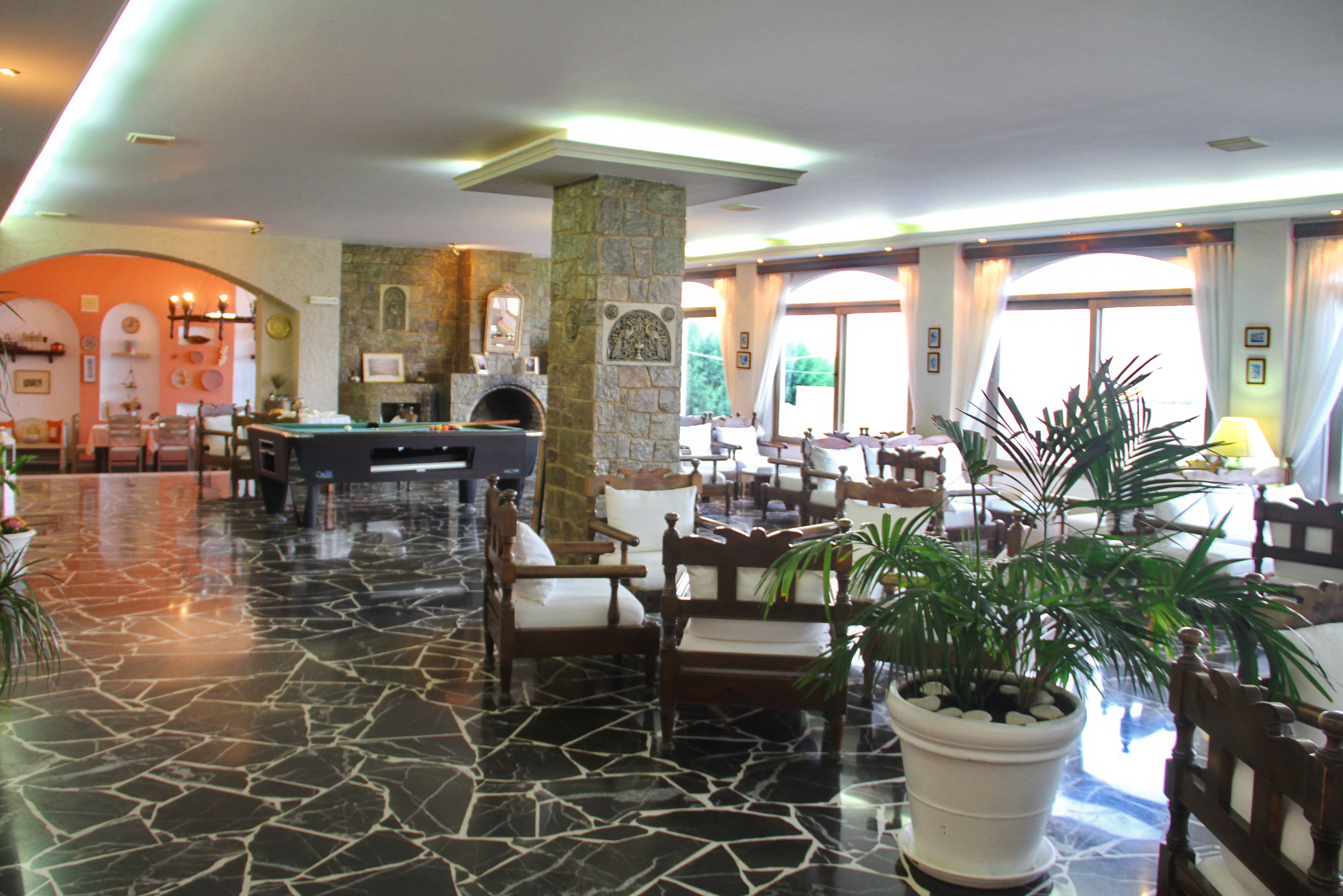 Main Bar