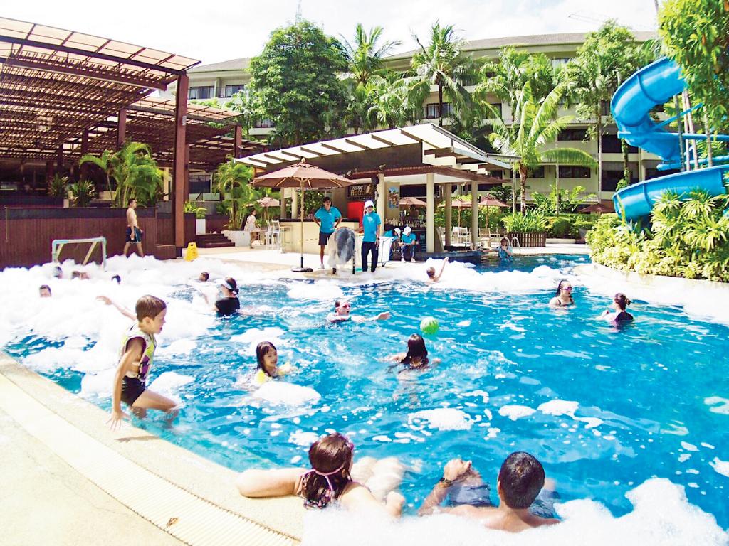 Piscina deschisă
