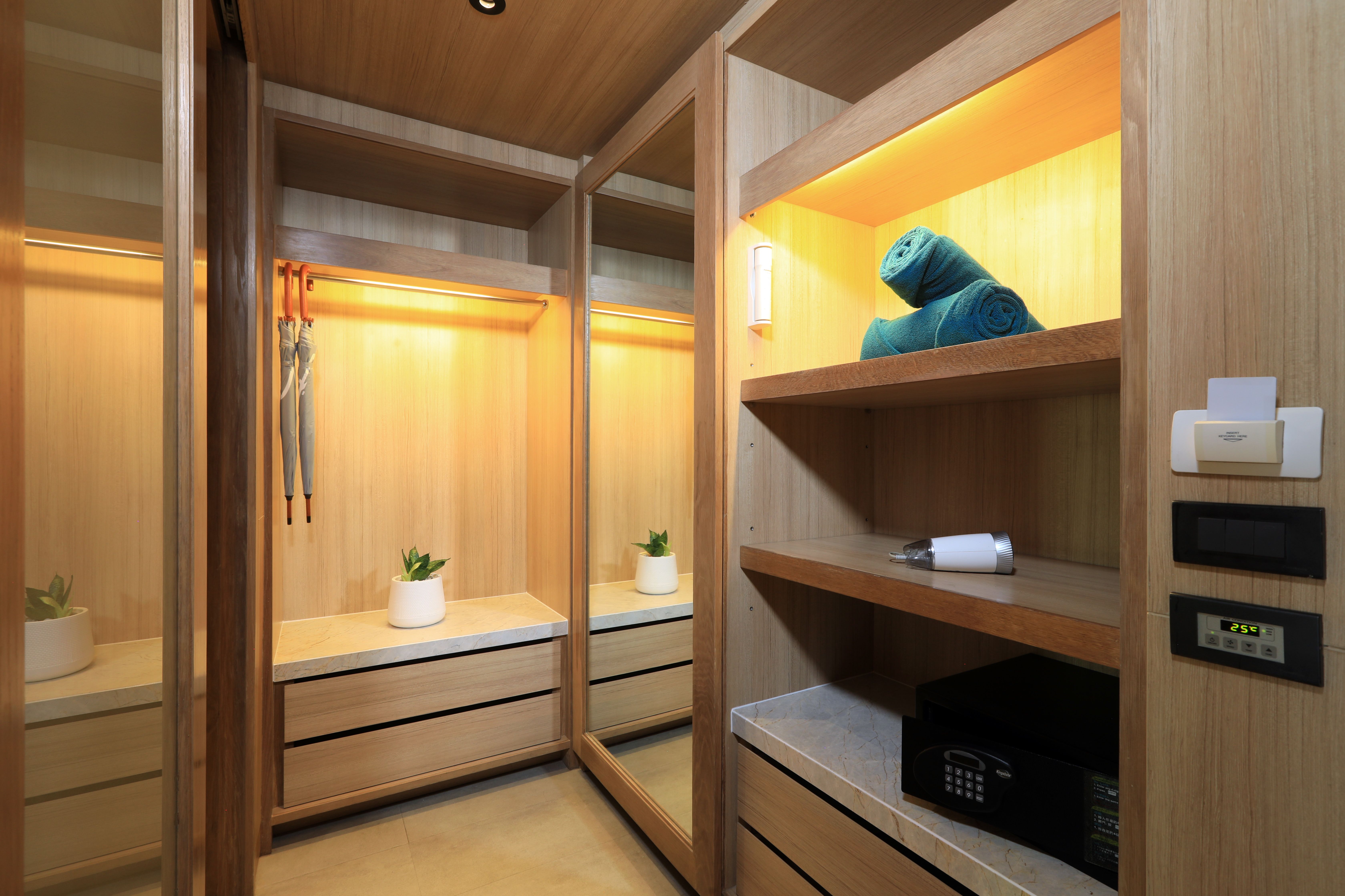 DayDream Deluxe Room