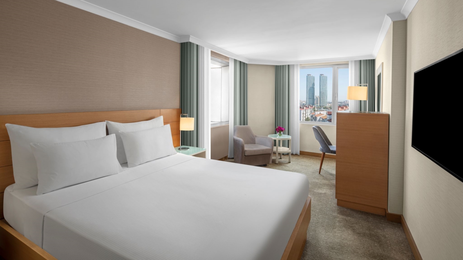 Deluxe King Room