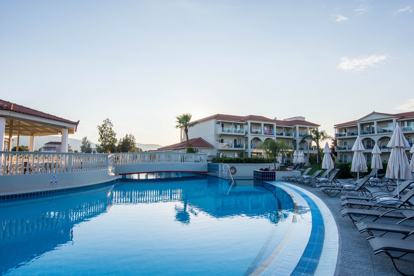 Piscina deschisă