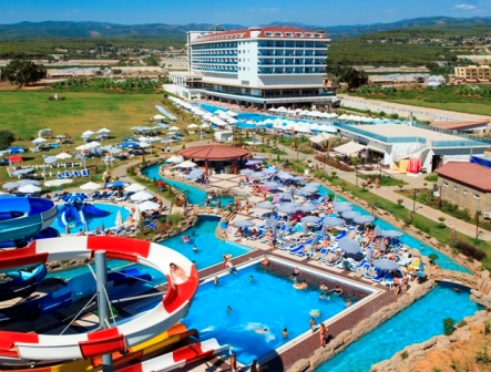 GENERAL HOTEL AND POOL VİEW.jpg