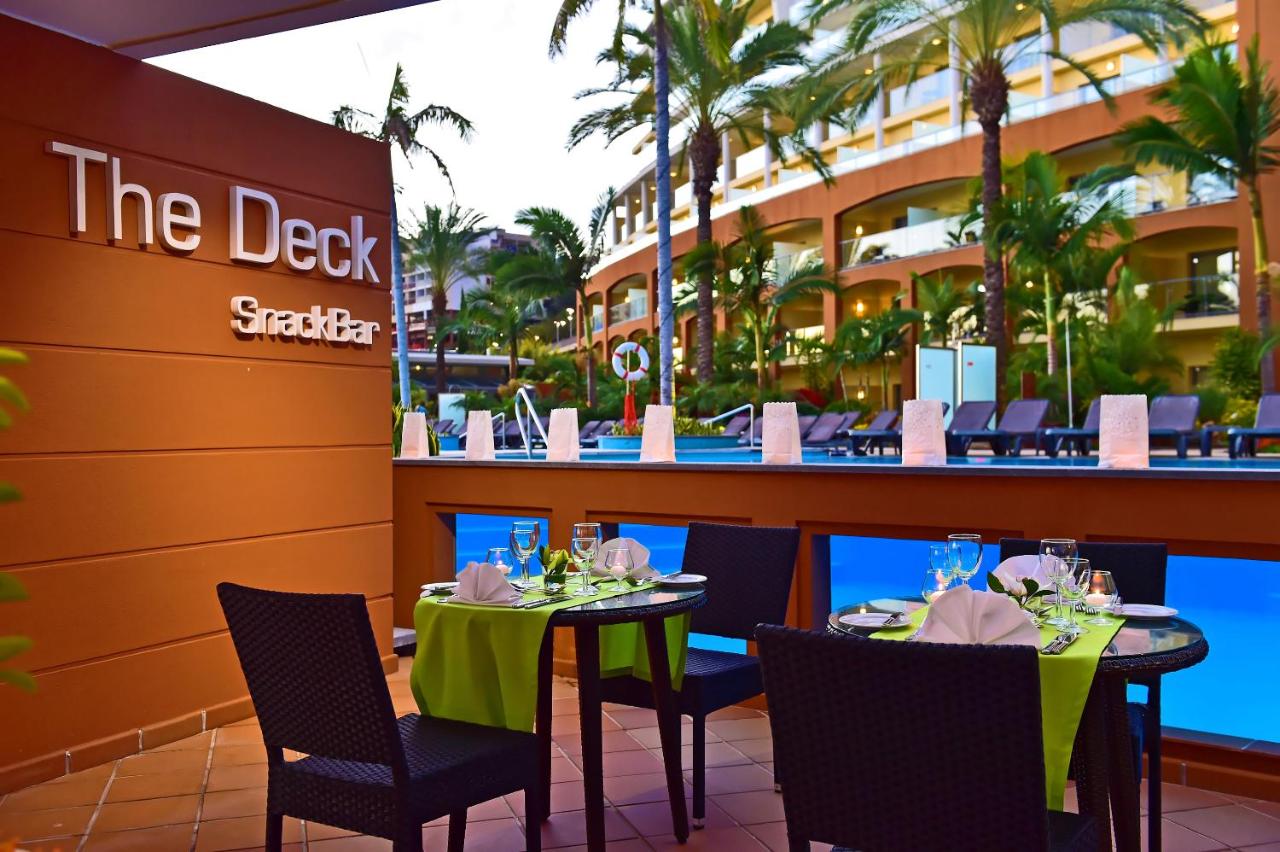 Bar The Deck