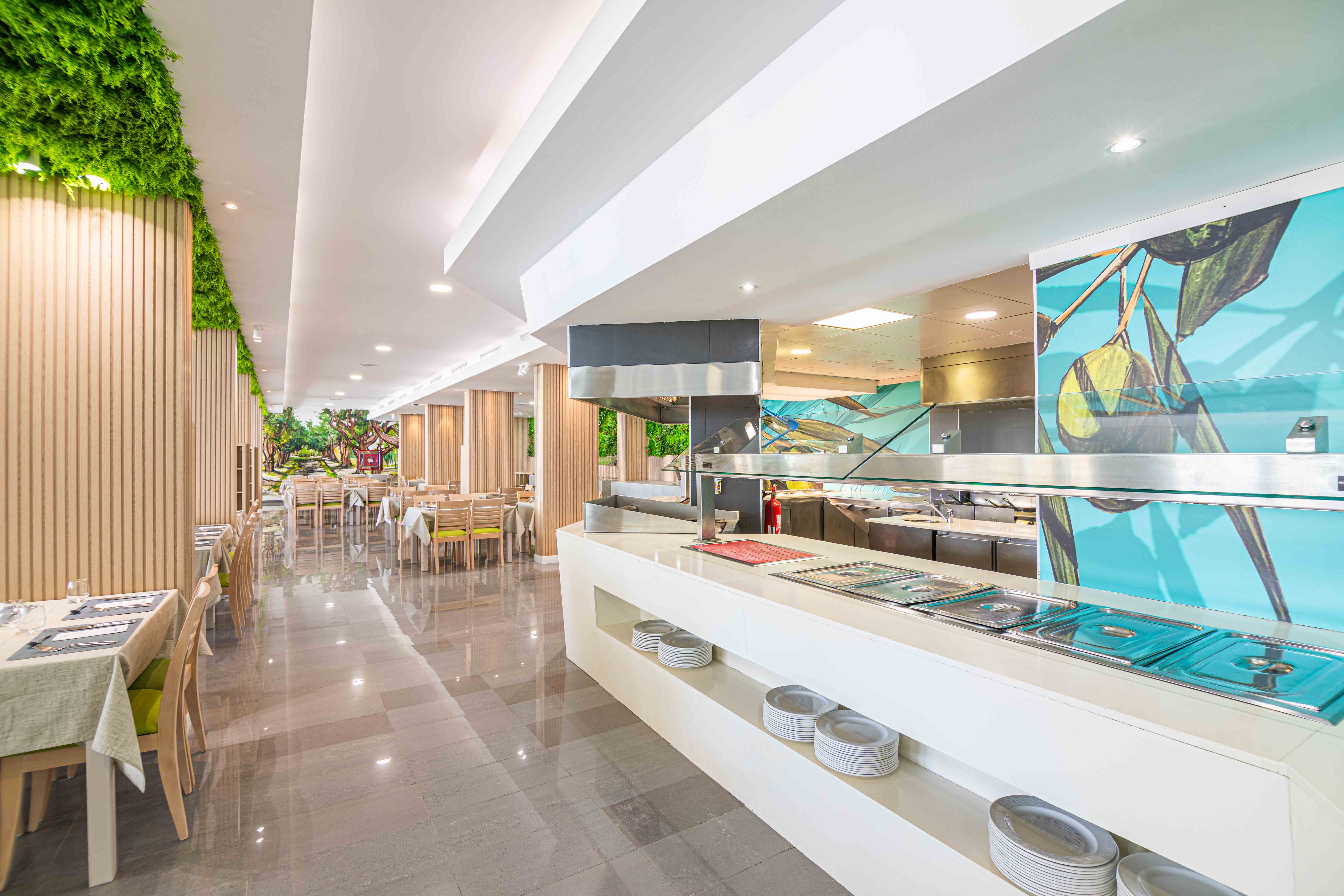 MAIN RESTAURANT