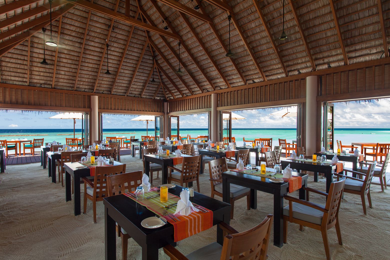 Dhonveli Restaurant