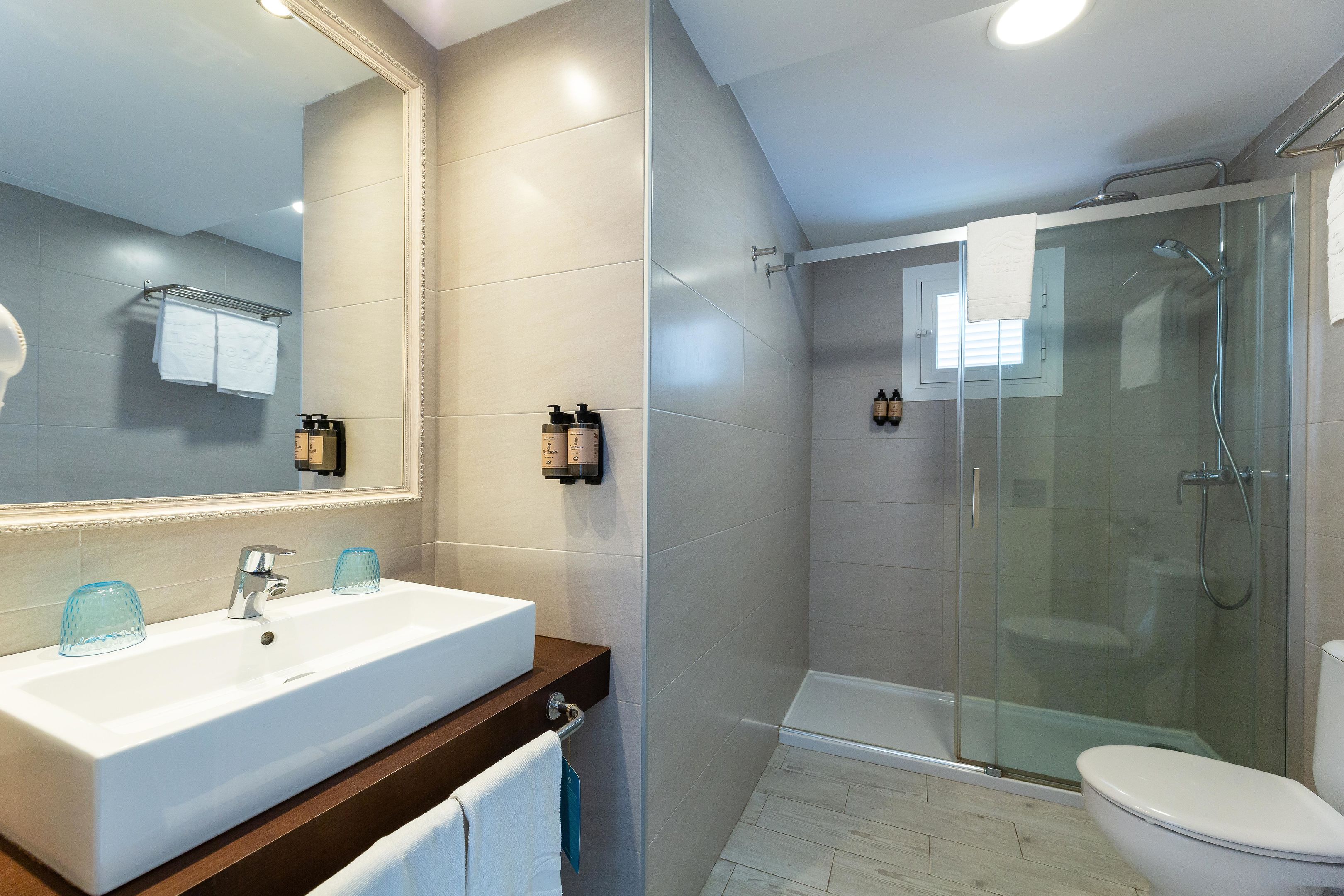 PROMO ONE BEDROOM APARTMENT PALM GARDEN - ANNEX - BALCONY OR TERRACE