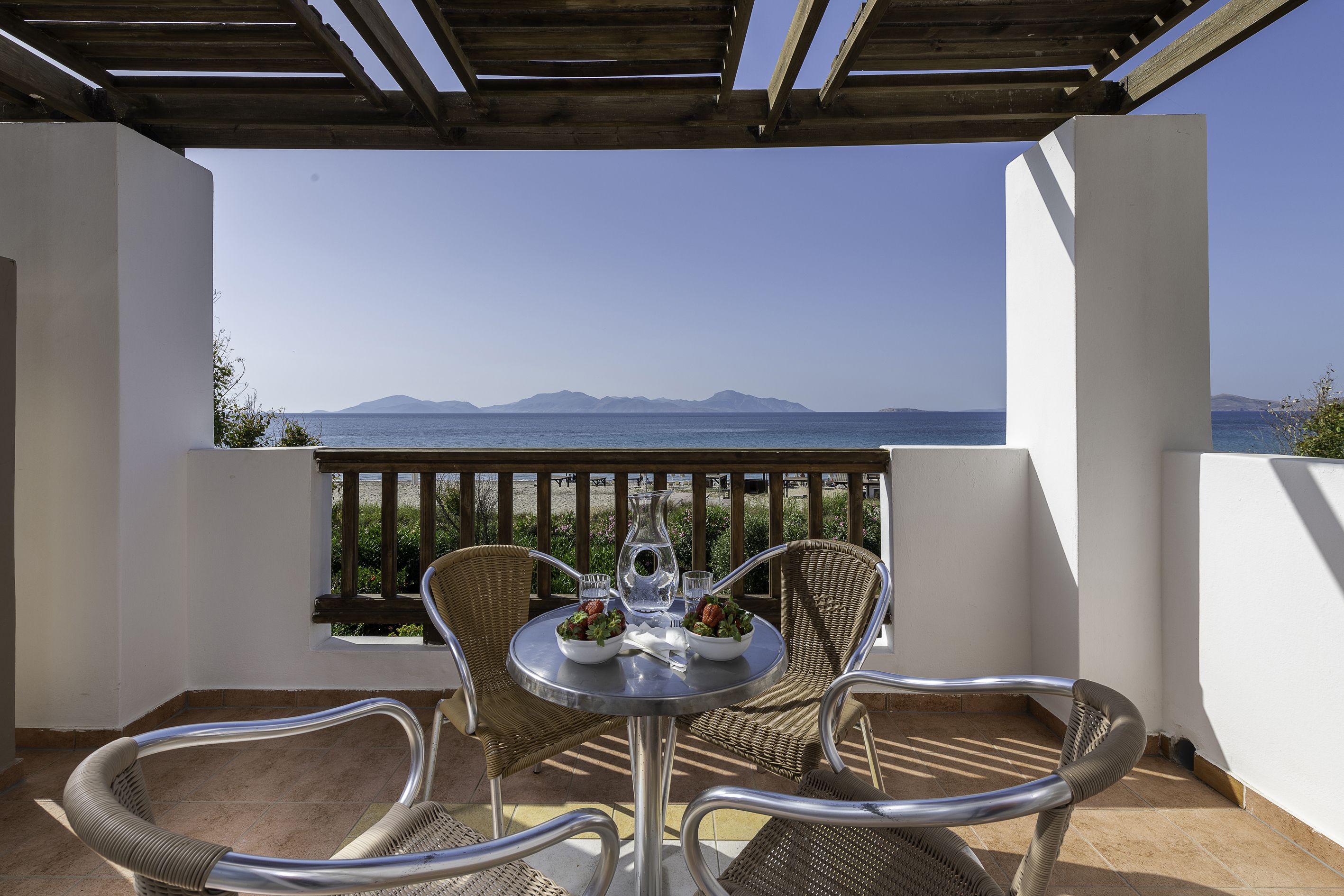 SUPERIOR FAMILY SEA SIDE VIEW 2 BEDROOMS 
