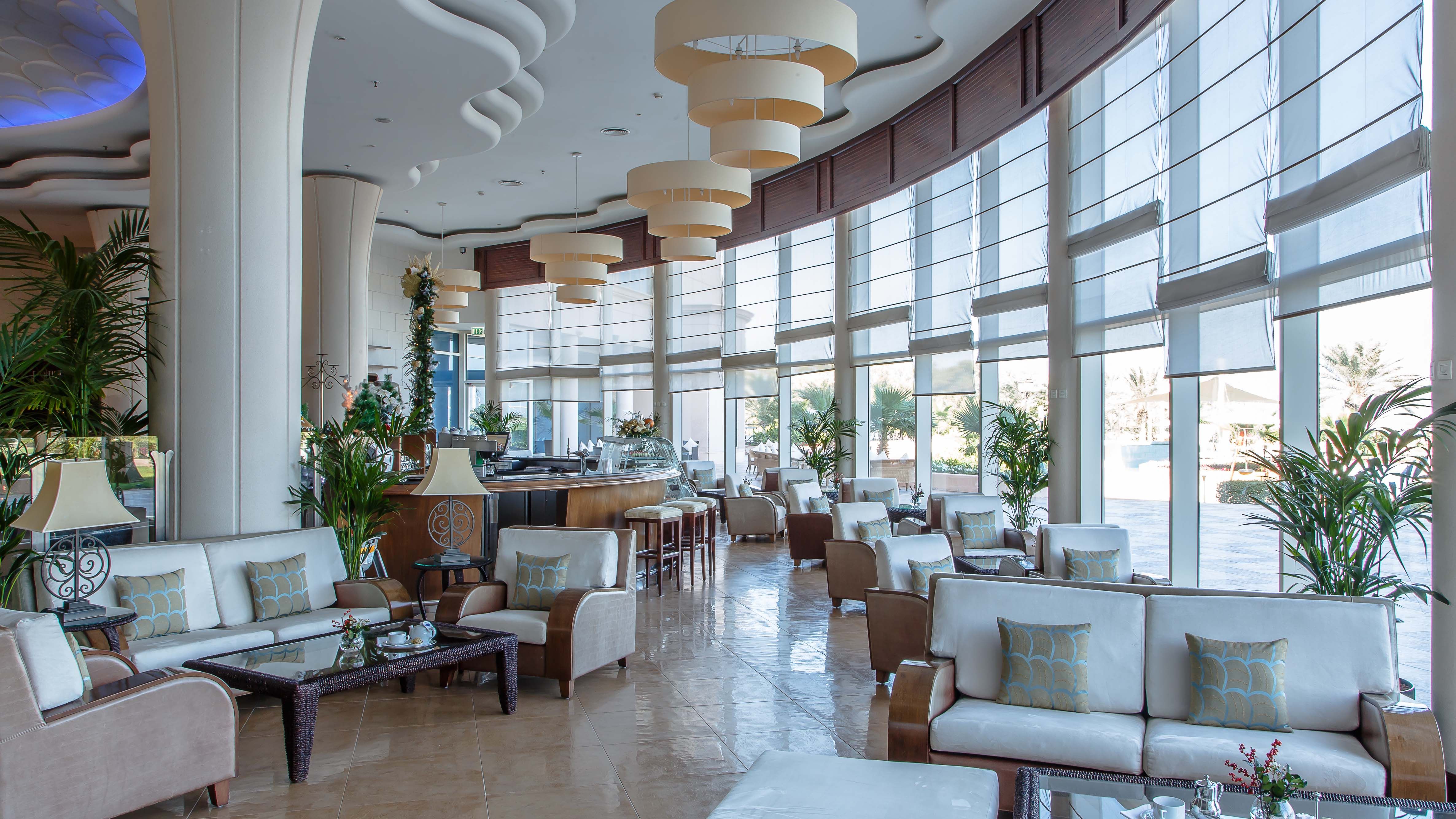C-view Cafe Lounge 