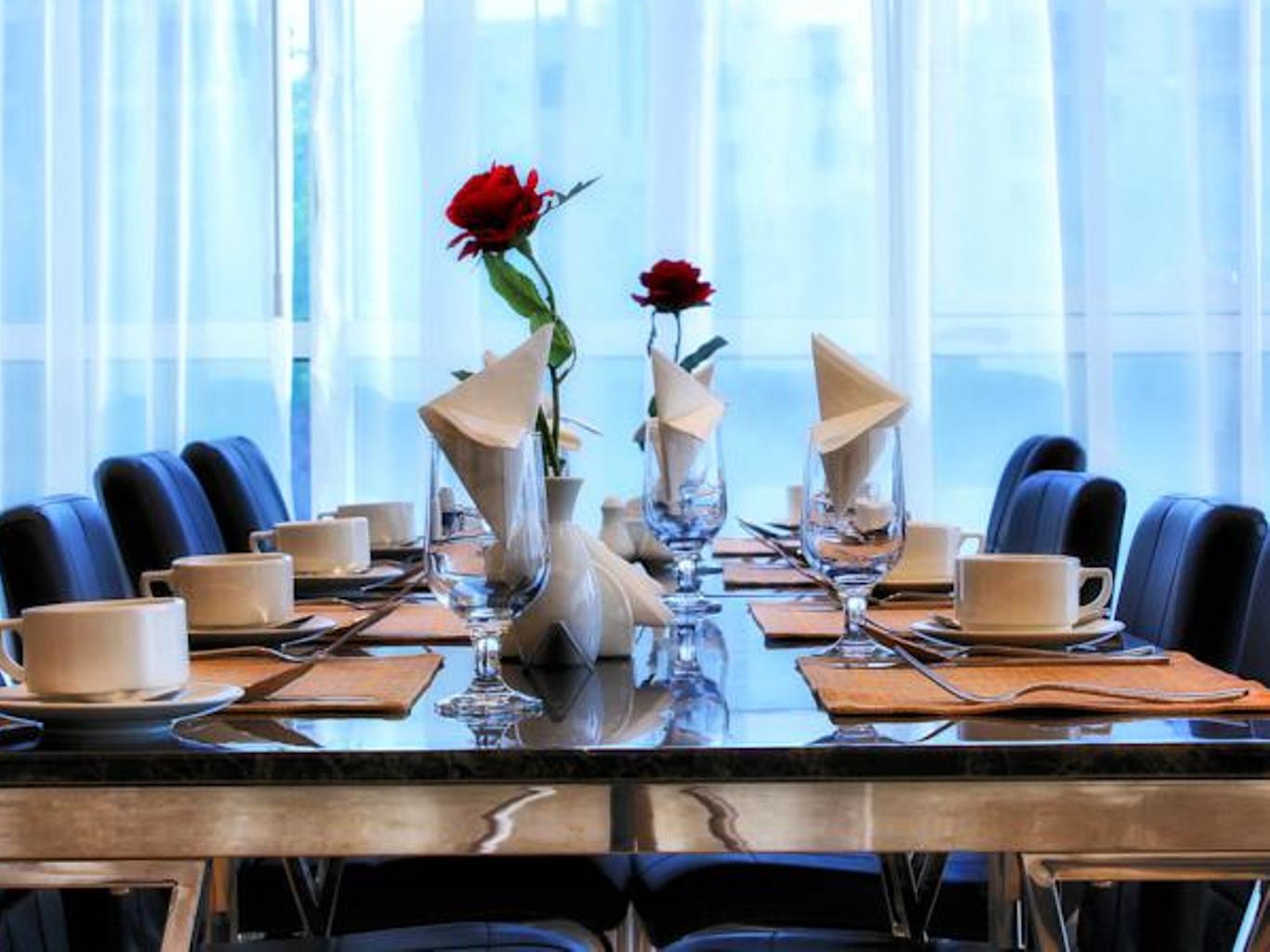 Paragon Hotel Apartments Restaurant