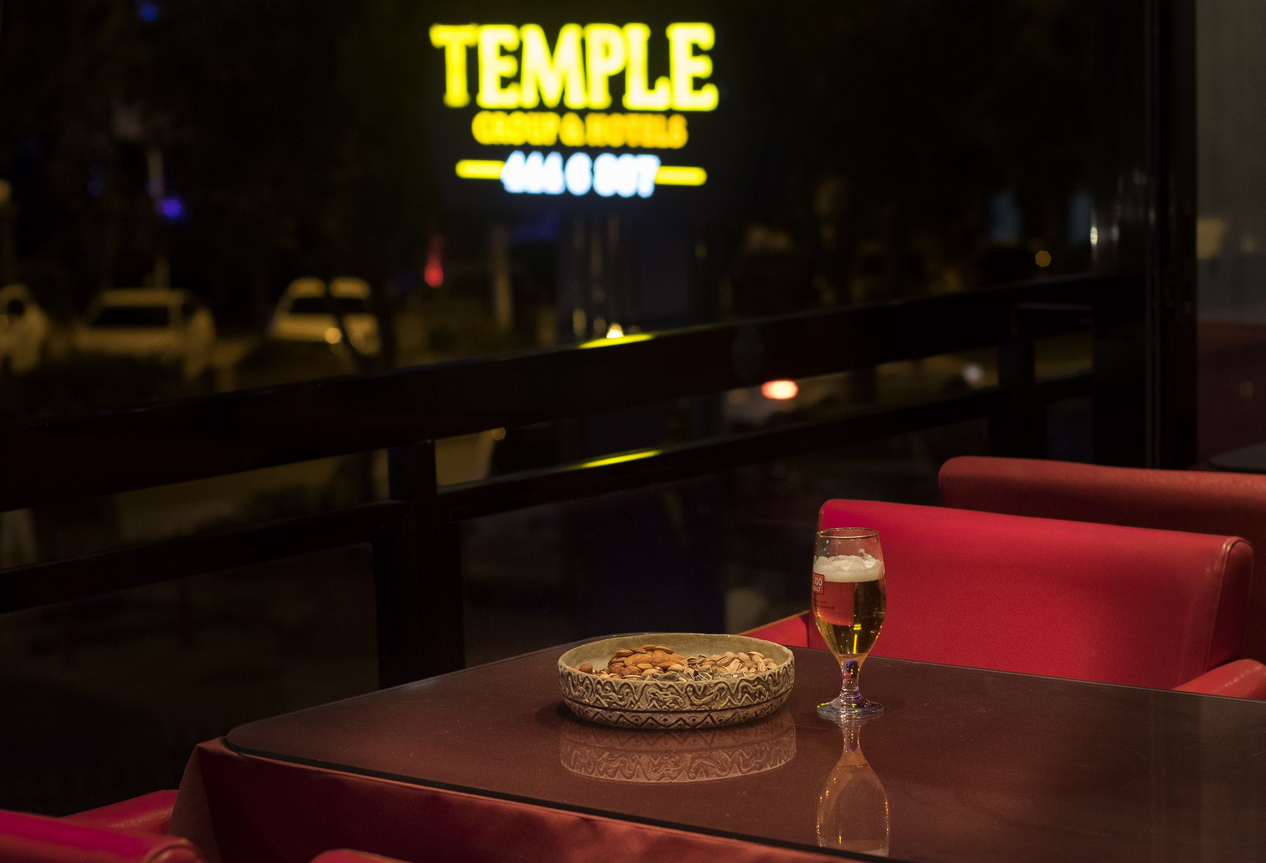 TEMPLE BAR