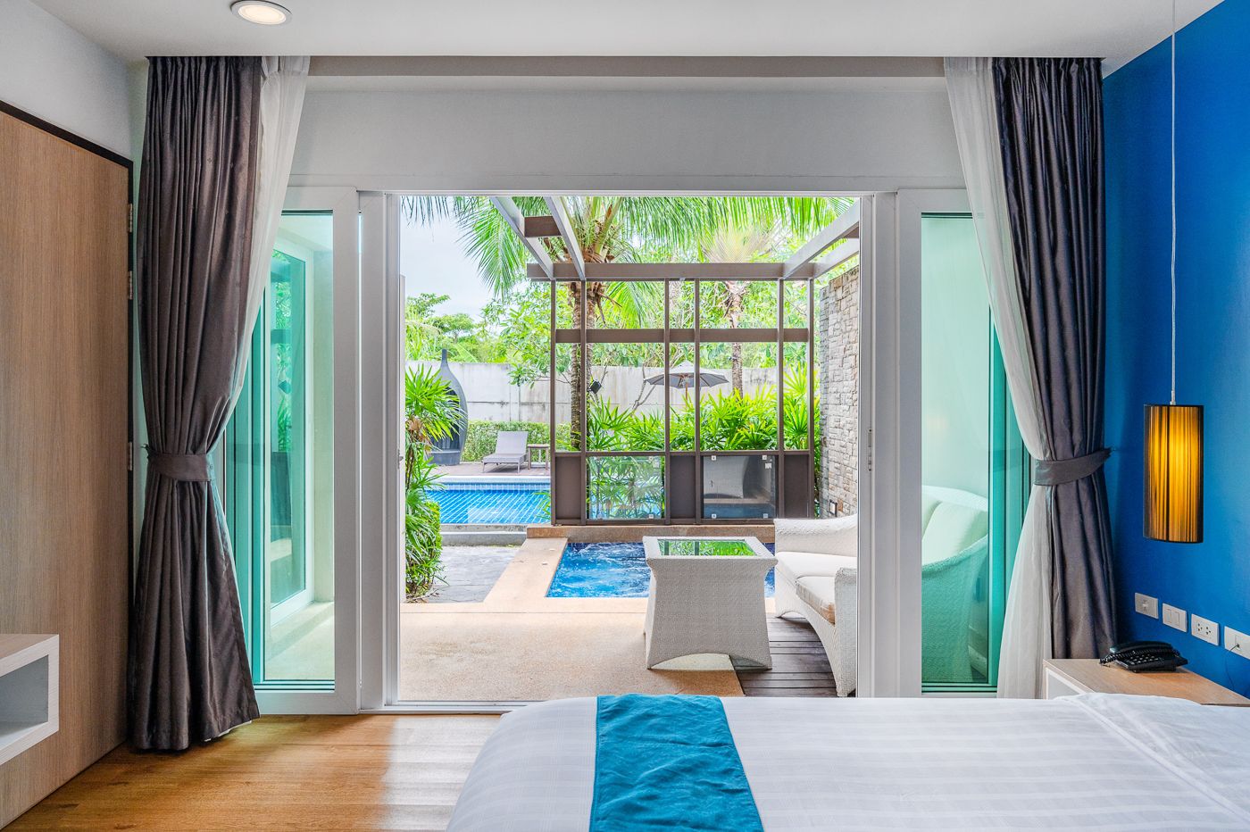COCO Pool Suite