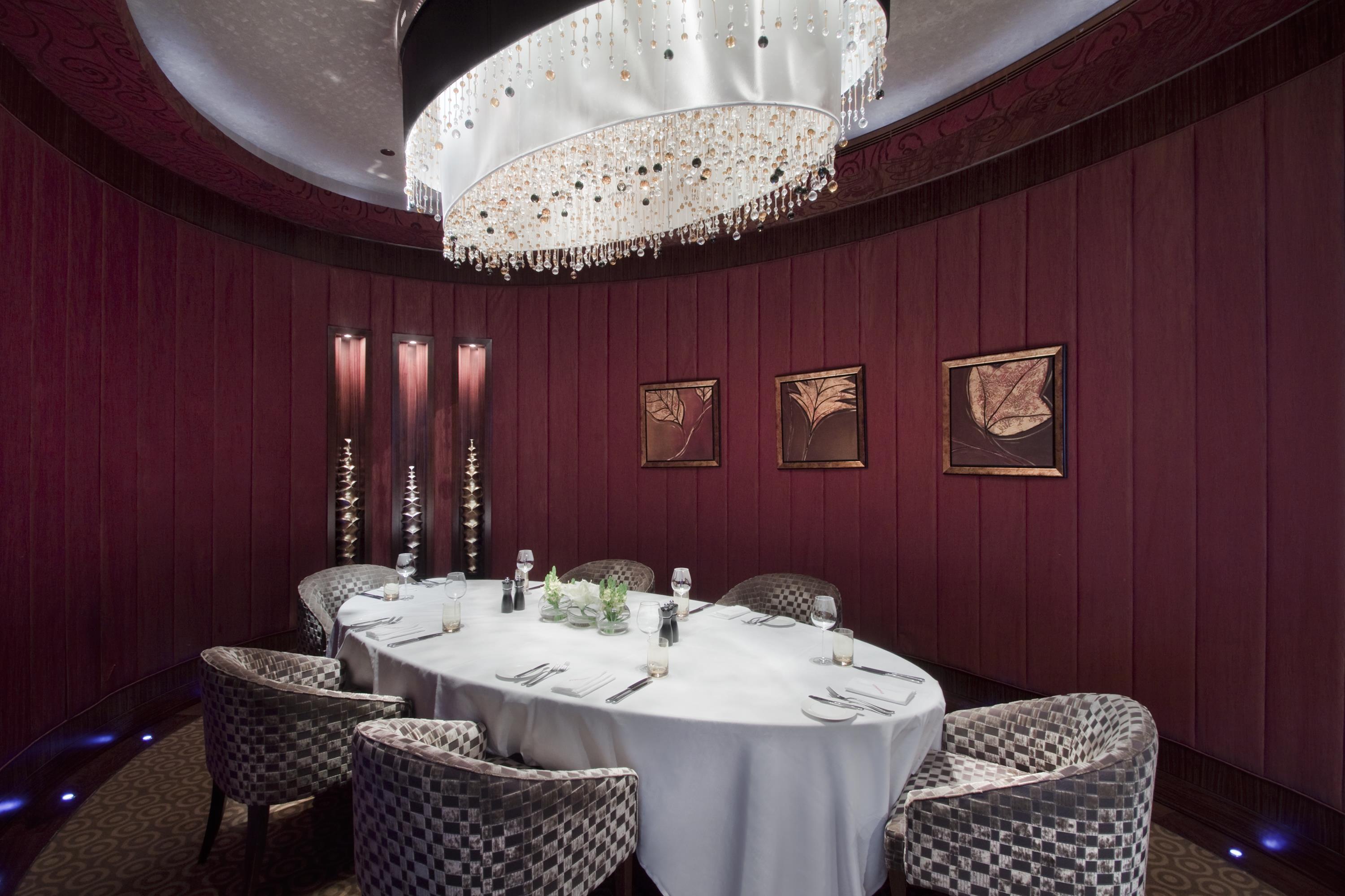 1 A LA CARTE RESTAURANT