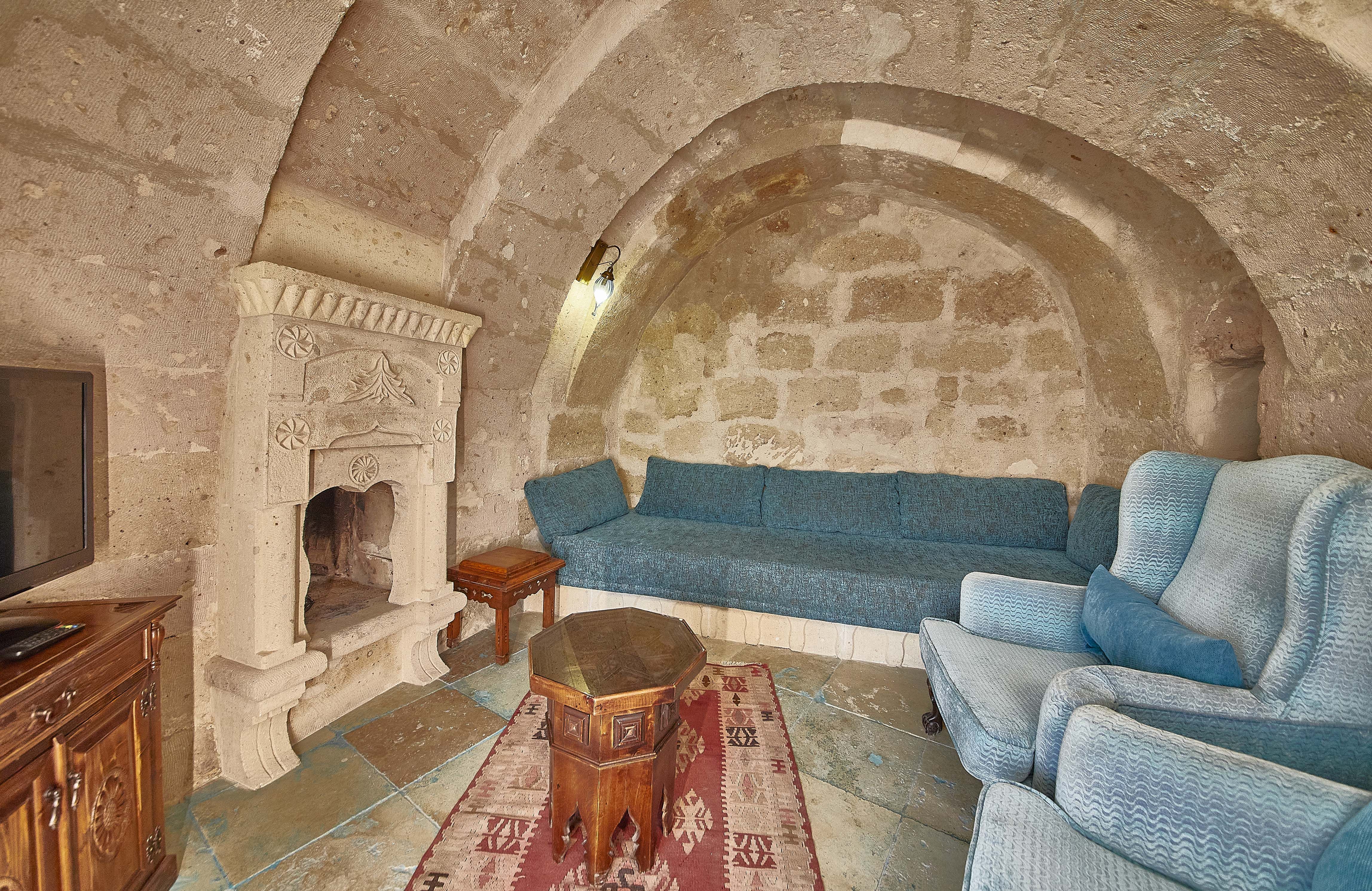 KING SUITE ROOM