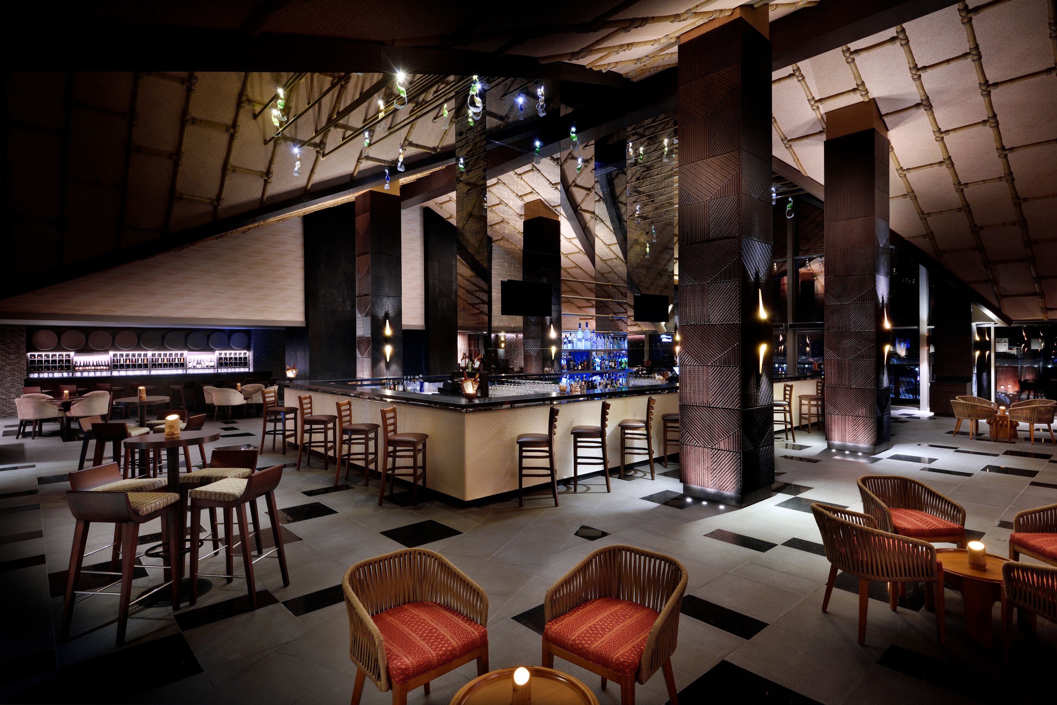Lani Rooftop Bar and Lounge