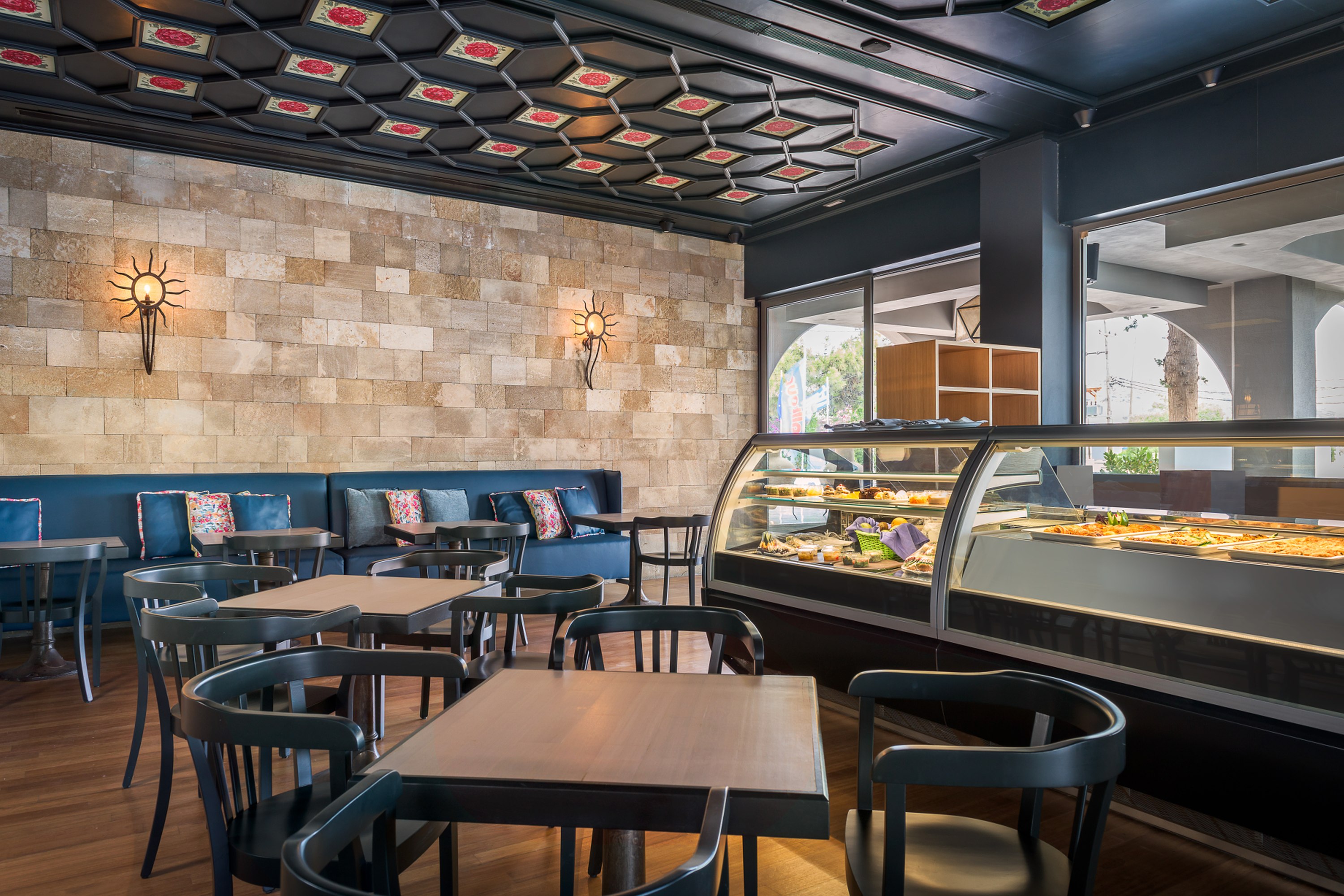 NAUTILUS BAR