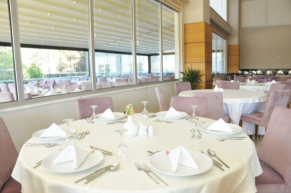 Main Restoran
