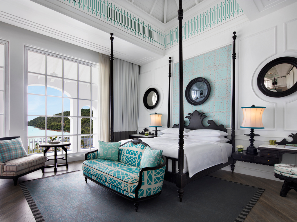 TURQUOISE SUITE