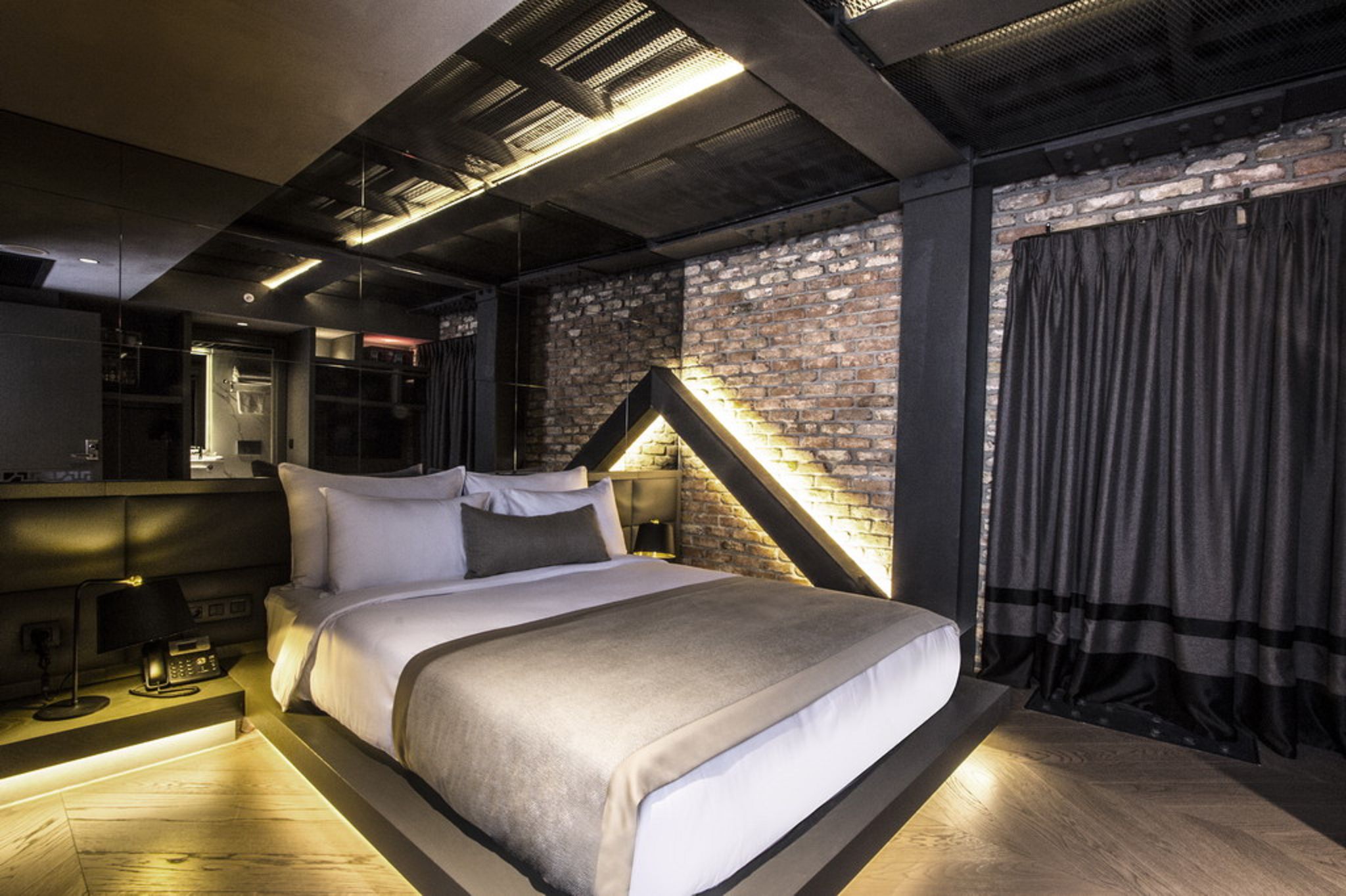 Room DELUXE WITH TERRACE