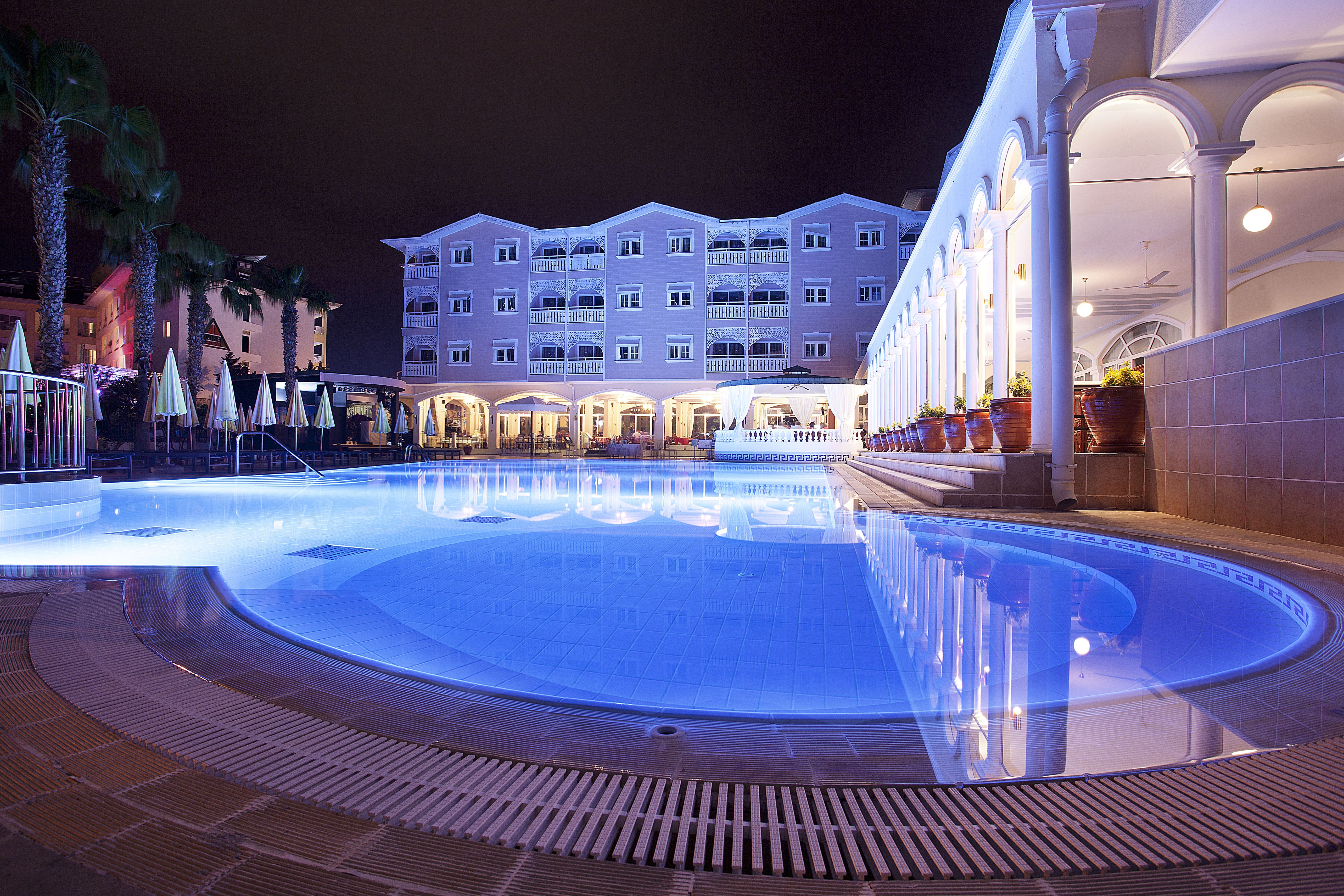 Piscina deschisă